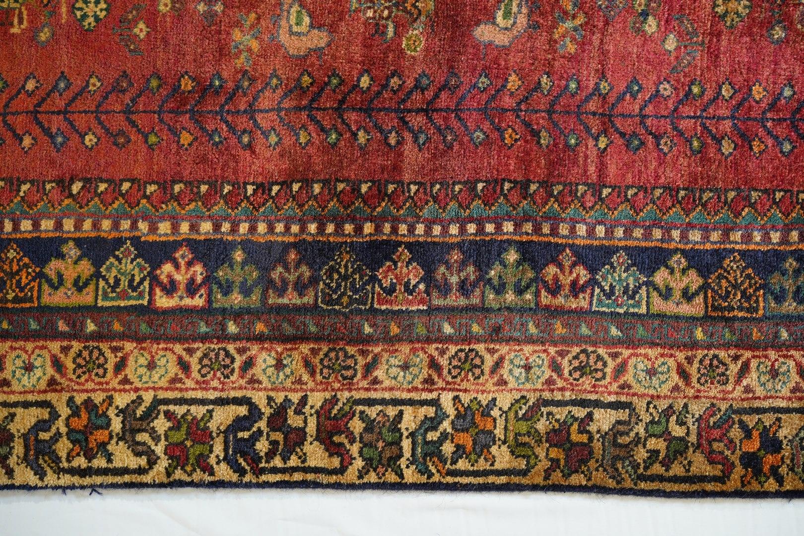 Qashqai Vintage aus der Mitte des 20. Jahrhunderts, halb antikes, größeren Format    (Wolle) im Angebot