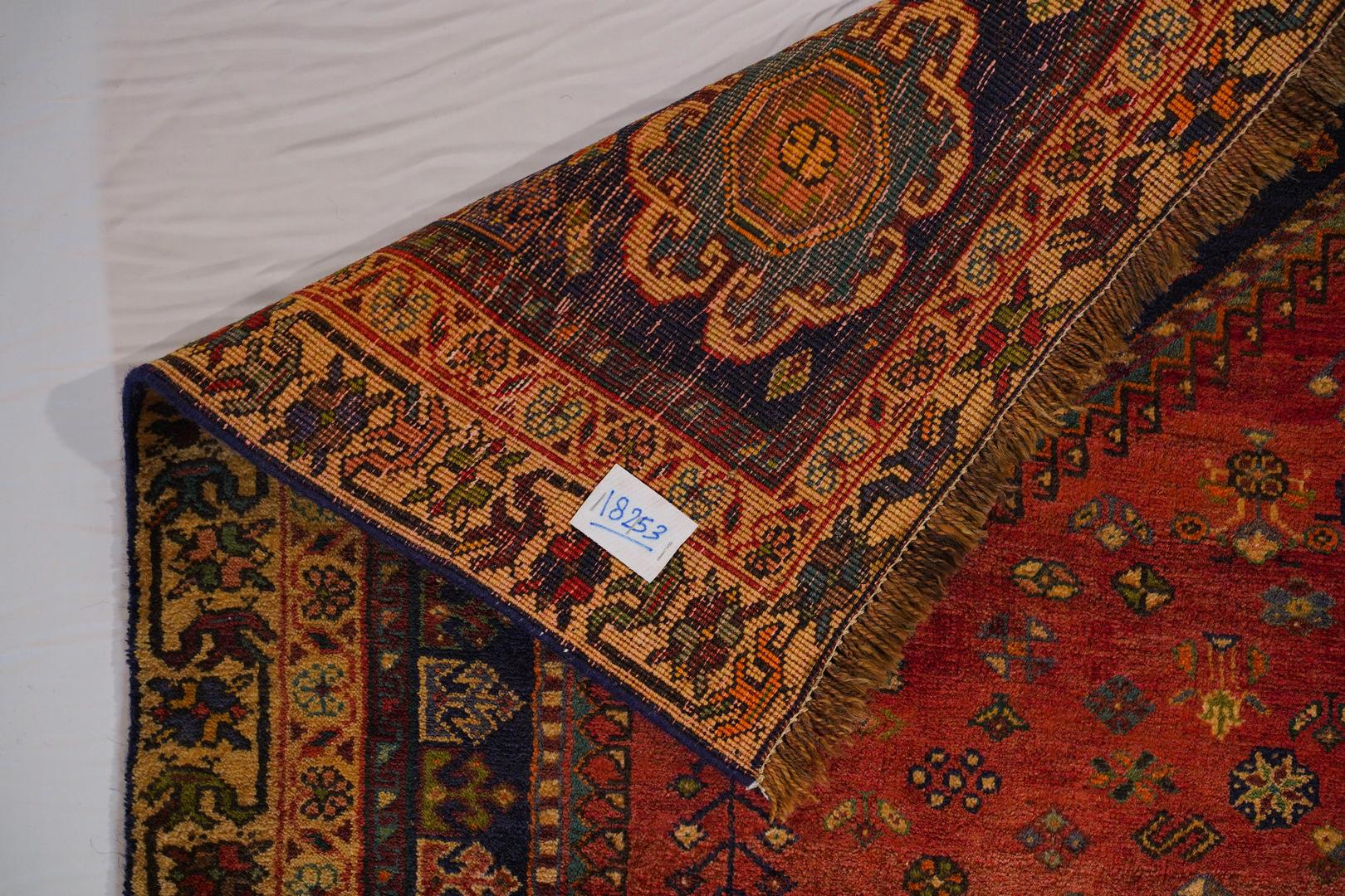 Mid 20-century Qashqai Vintage, semi-Antique larger format For Sale 3