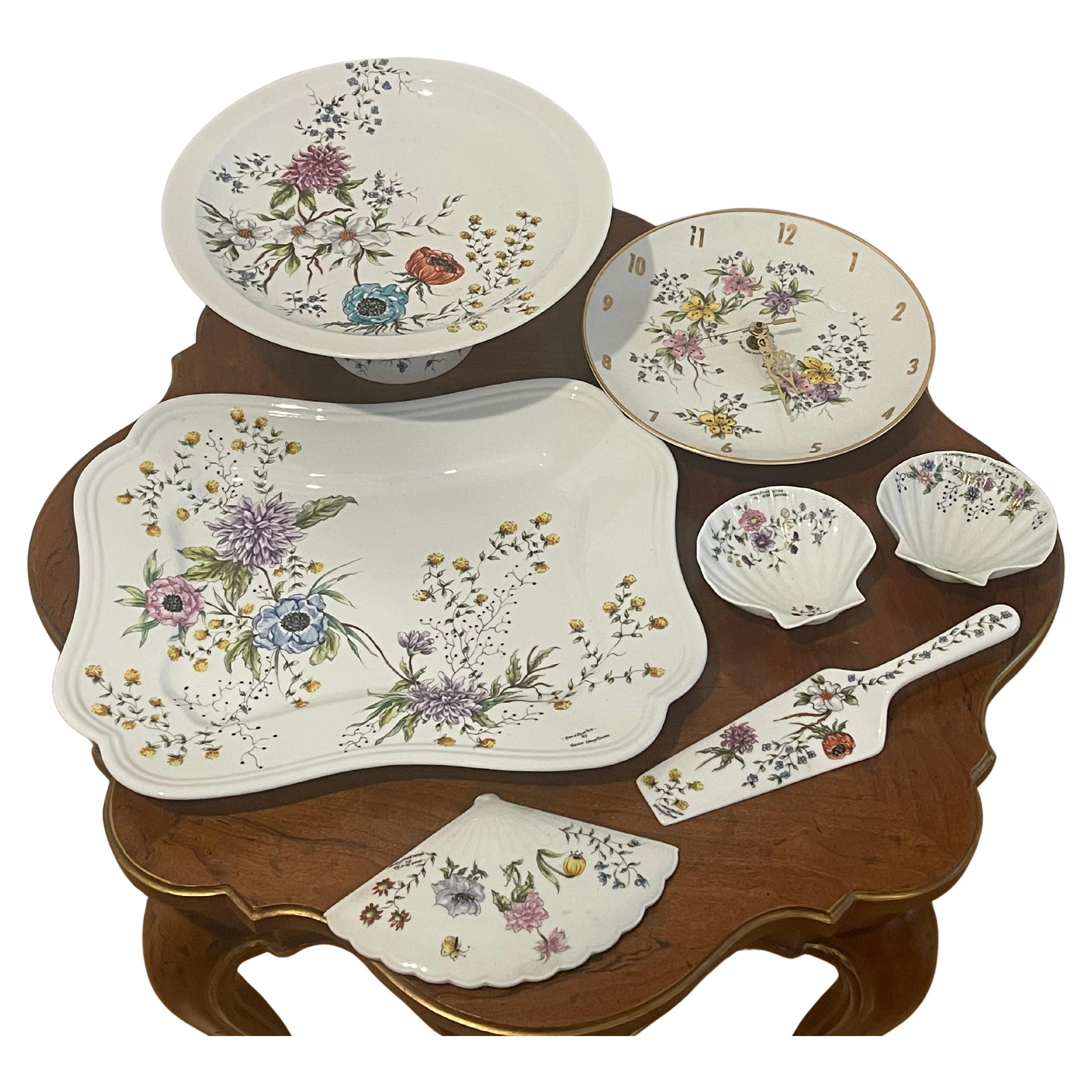 Mid 20 th c Limoges France 7 pcs Porcelain Trays and Dishes Handpainted Artist im Angebot
