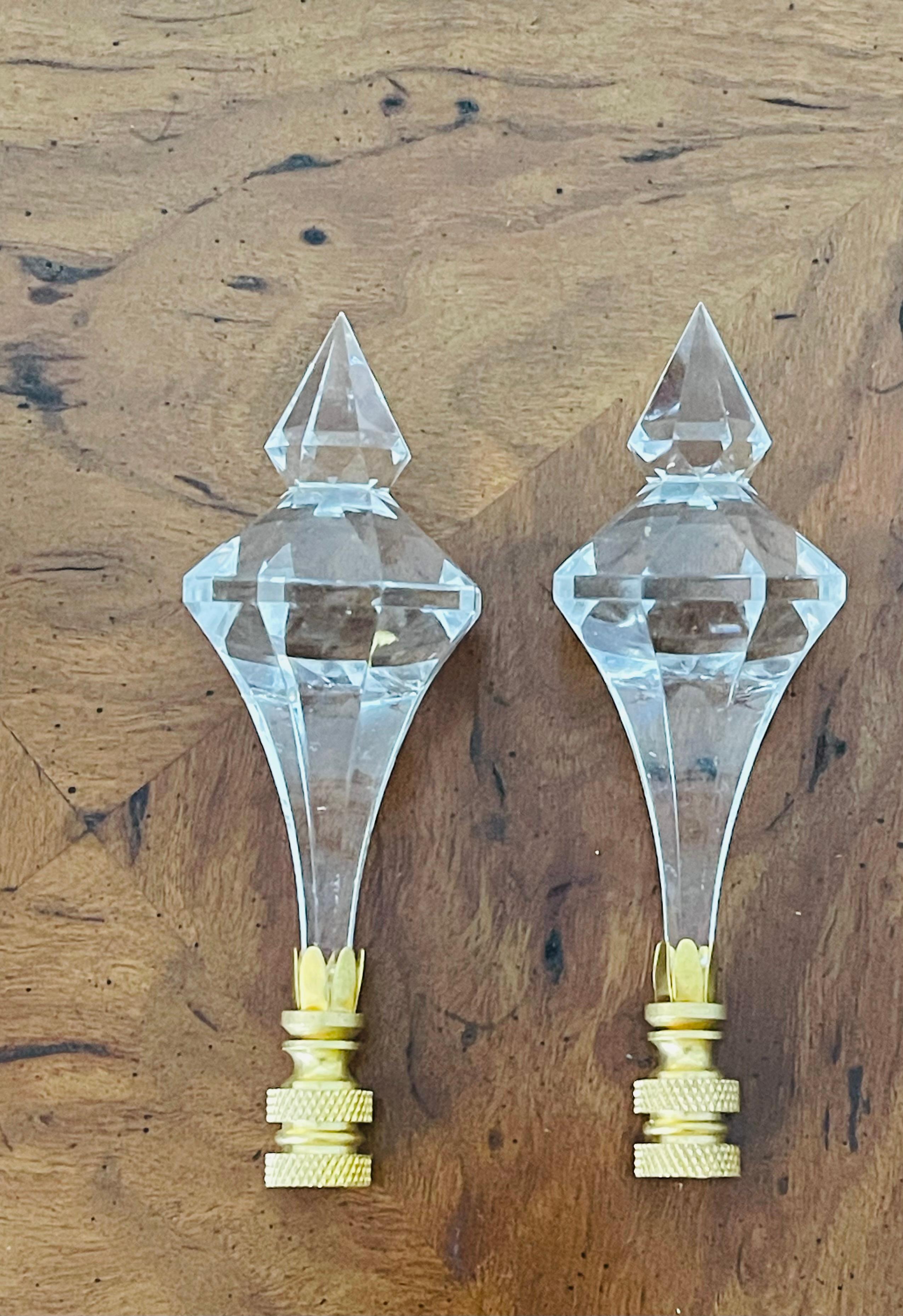American Classical Mid 20 th c Pair of Lucite Lamp Finial For Sale