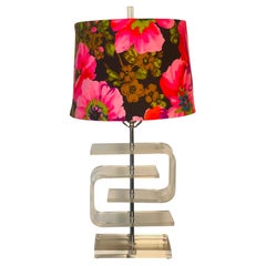 Lucite-Lampe aus der Mitte des 20. Jahrhunderts mit maßgefertigtem Lampenschirm