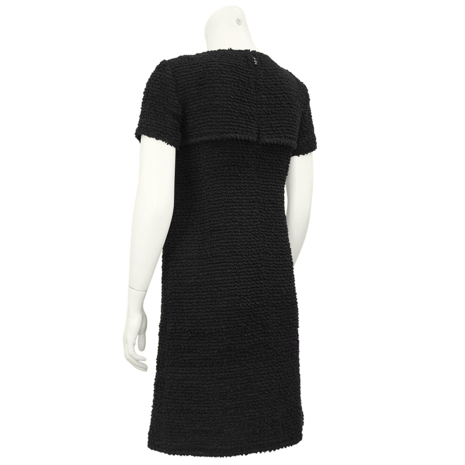 Vestido negro de manga corta Chanel de mediados de los 2000 Negro en venta