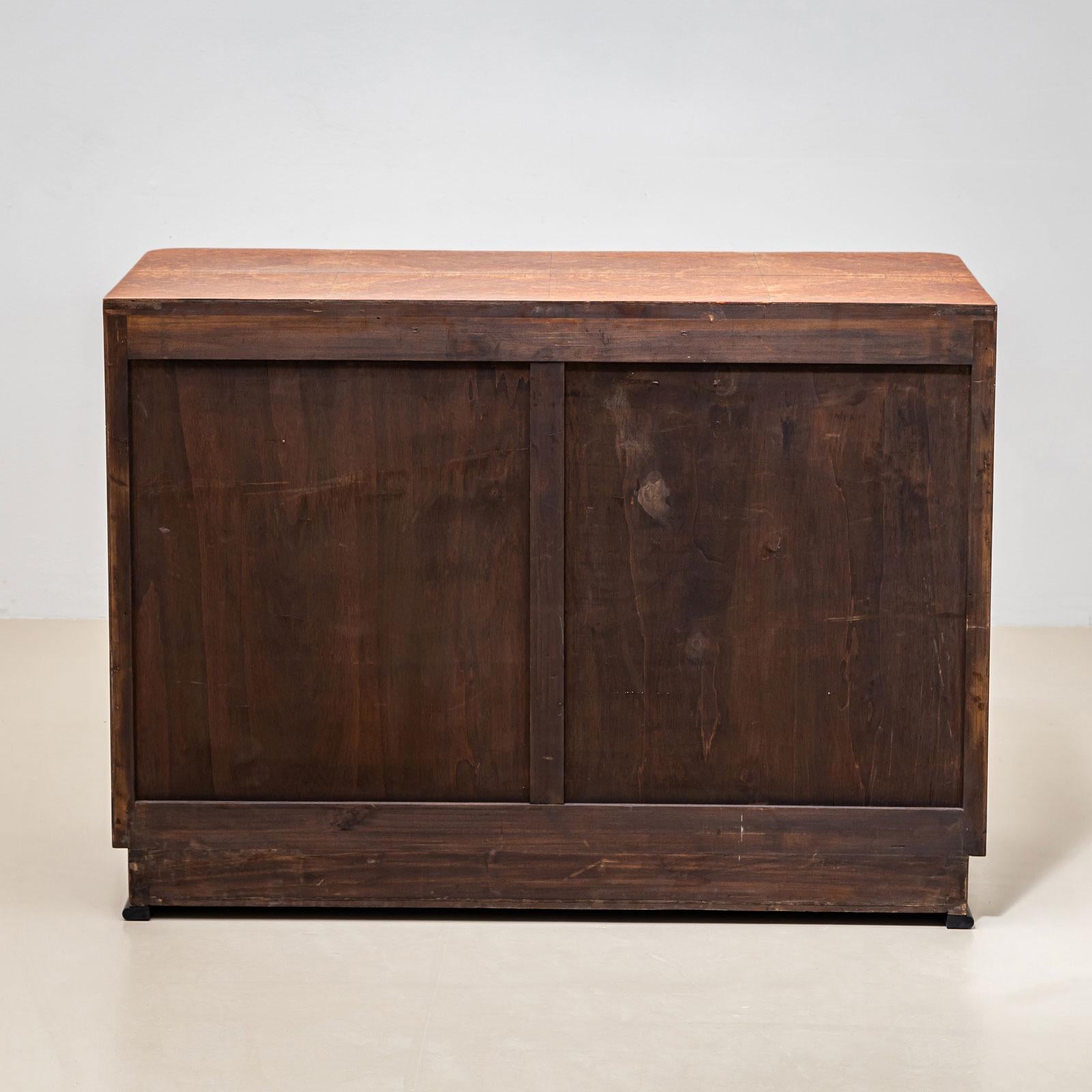 Buffet Art Déco du milieu du 20e siècle en placage de racines de thuja, Italie en vente 6
