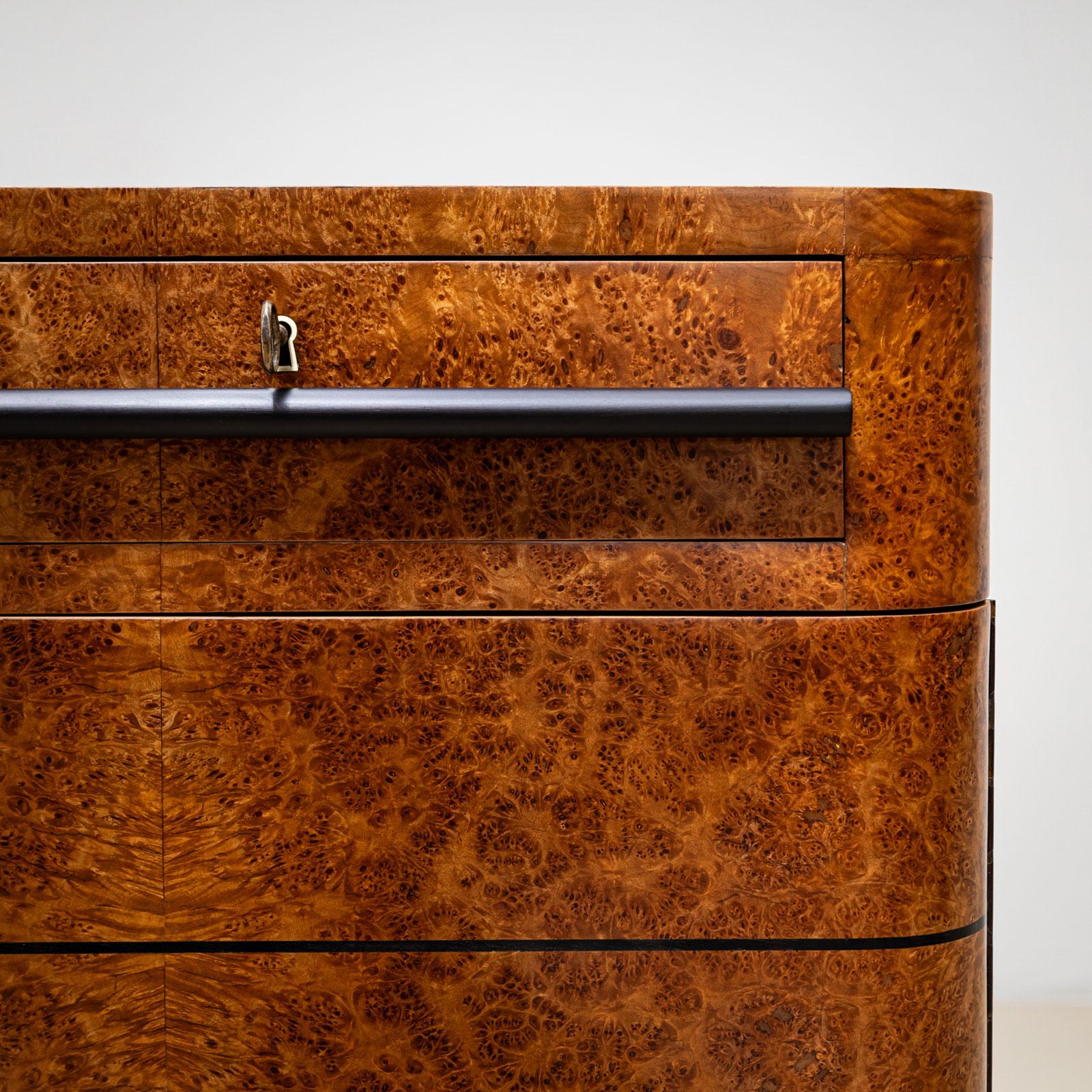 Buffet Art Déco du milieu du 20e siècle en placage de racines de thuja, Italie en vente 7