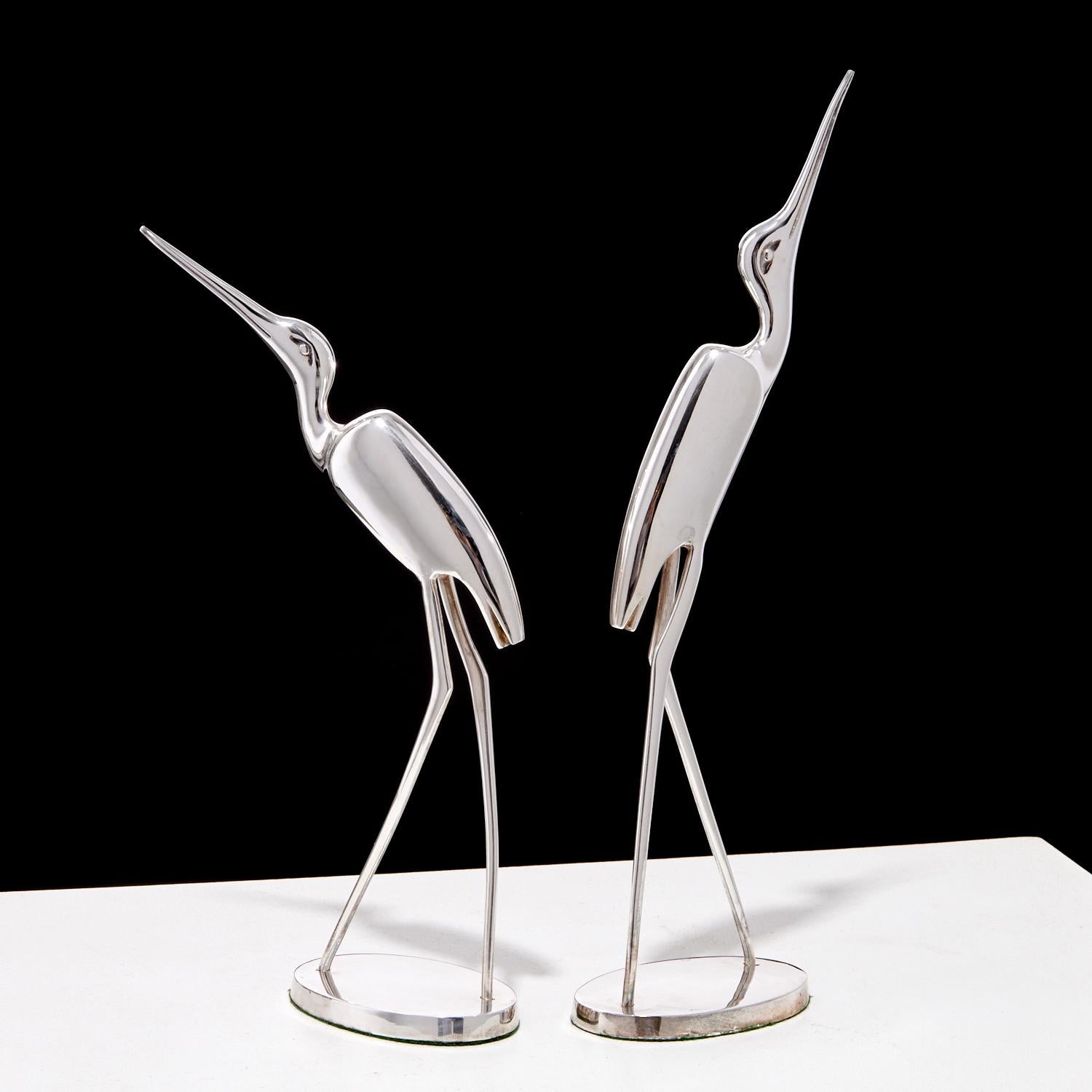 Mediados del S. XX Pareja de esculturas de grullas de cromo pulido estilo Curtis Jeré Estadounidense en venta