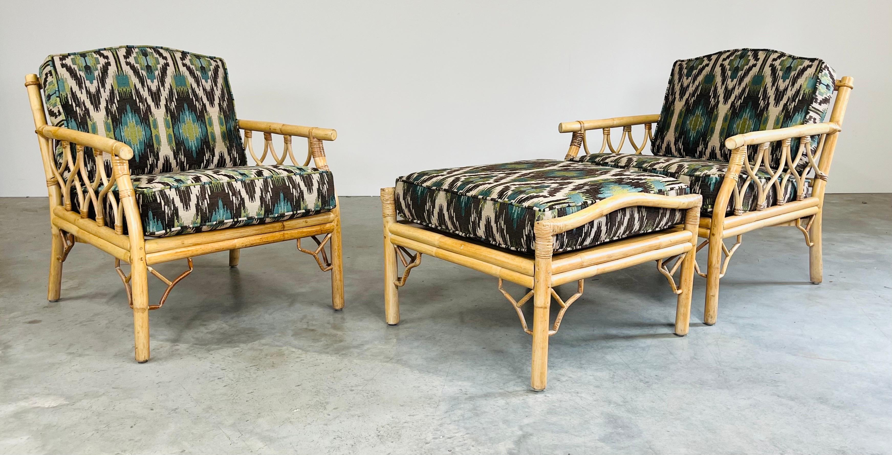 Mid 20th c. Chinese Chippendale Bamboo Rattan Lounge Chairs & Matching Ottoman In Excellent Condition For Sale In Southampton, NJ