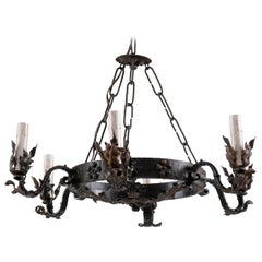 Lustre circulaire en fer du milieu du 20e siècle avec motif de feuille sur bobèches et bras