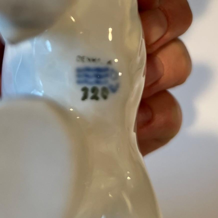 Mid 20th C. Grouping of Three Polar Bears from Royal Copenhagen In Good Condition For Sale In Morristown, NJ