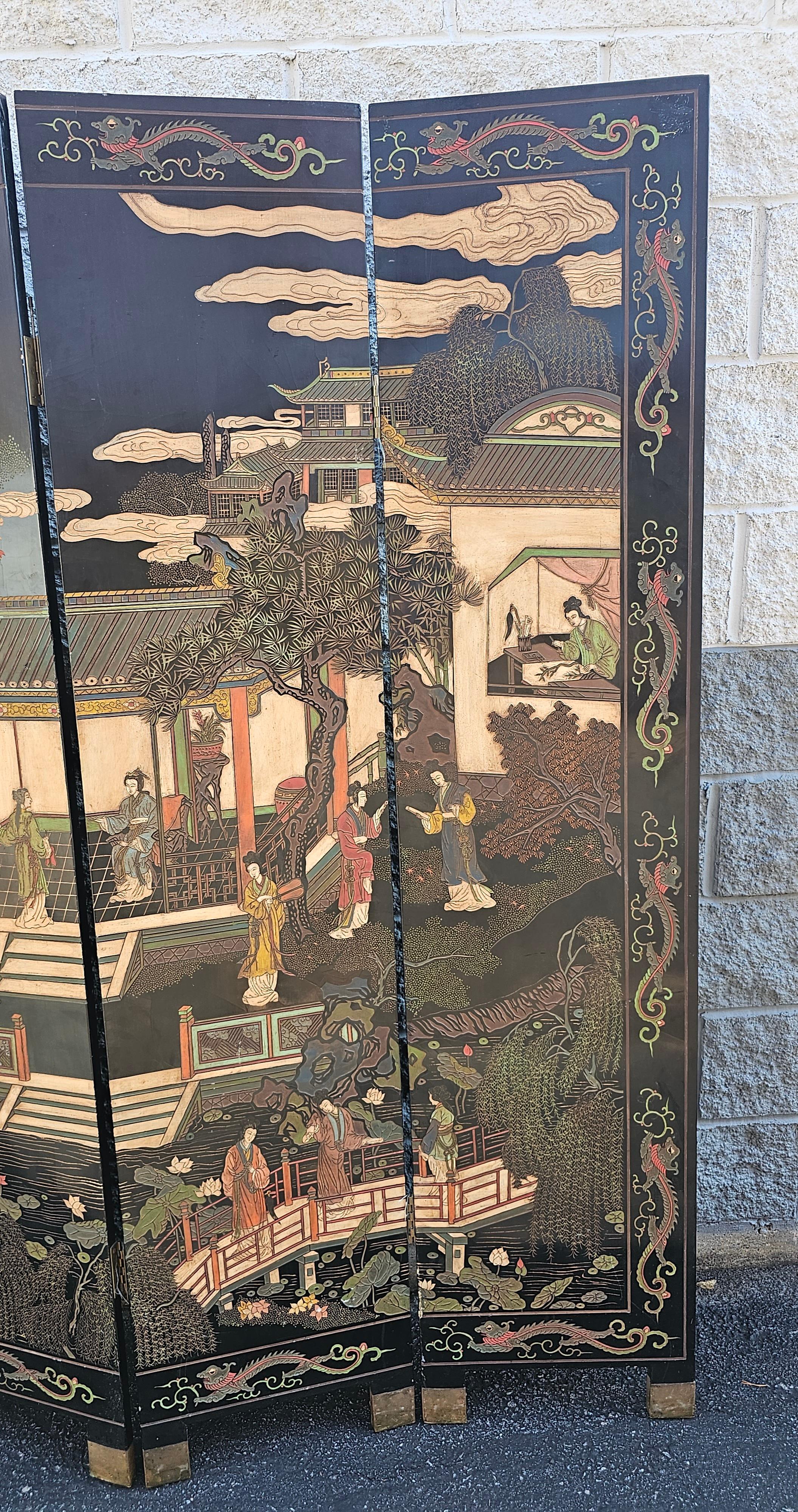 Peint Paravent impérial East Coromandel du milieu du 20e siècle gravé et peint à six volets en vente