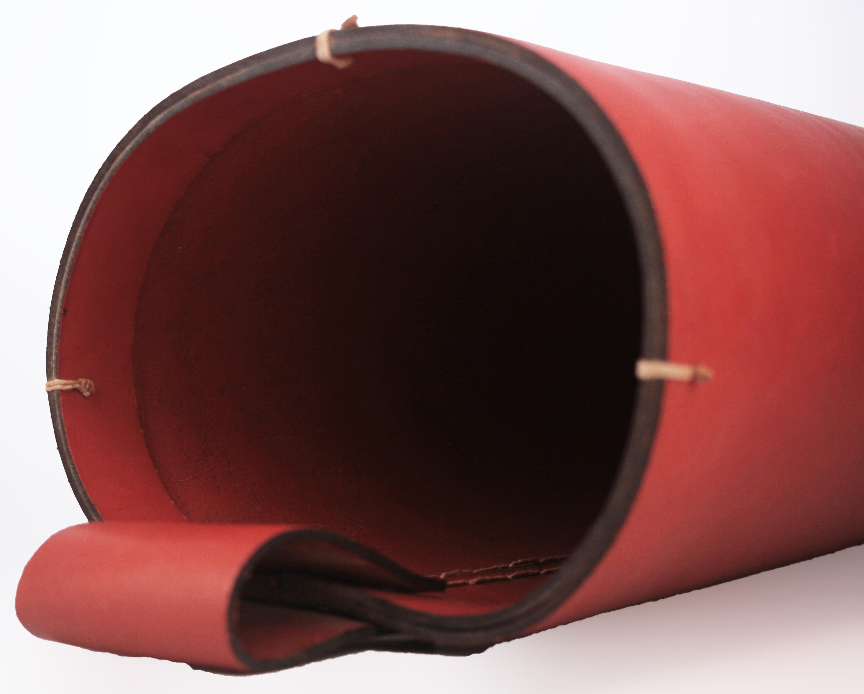 Mid-20th C. Modern French Red Leather Cylindrical Umbrella Stand by Hermès Paris For Sale 5