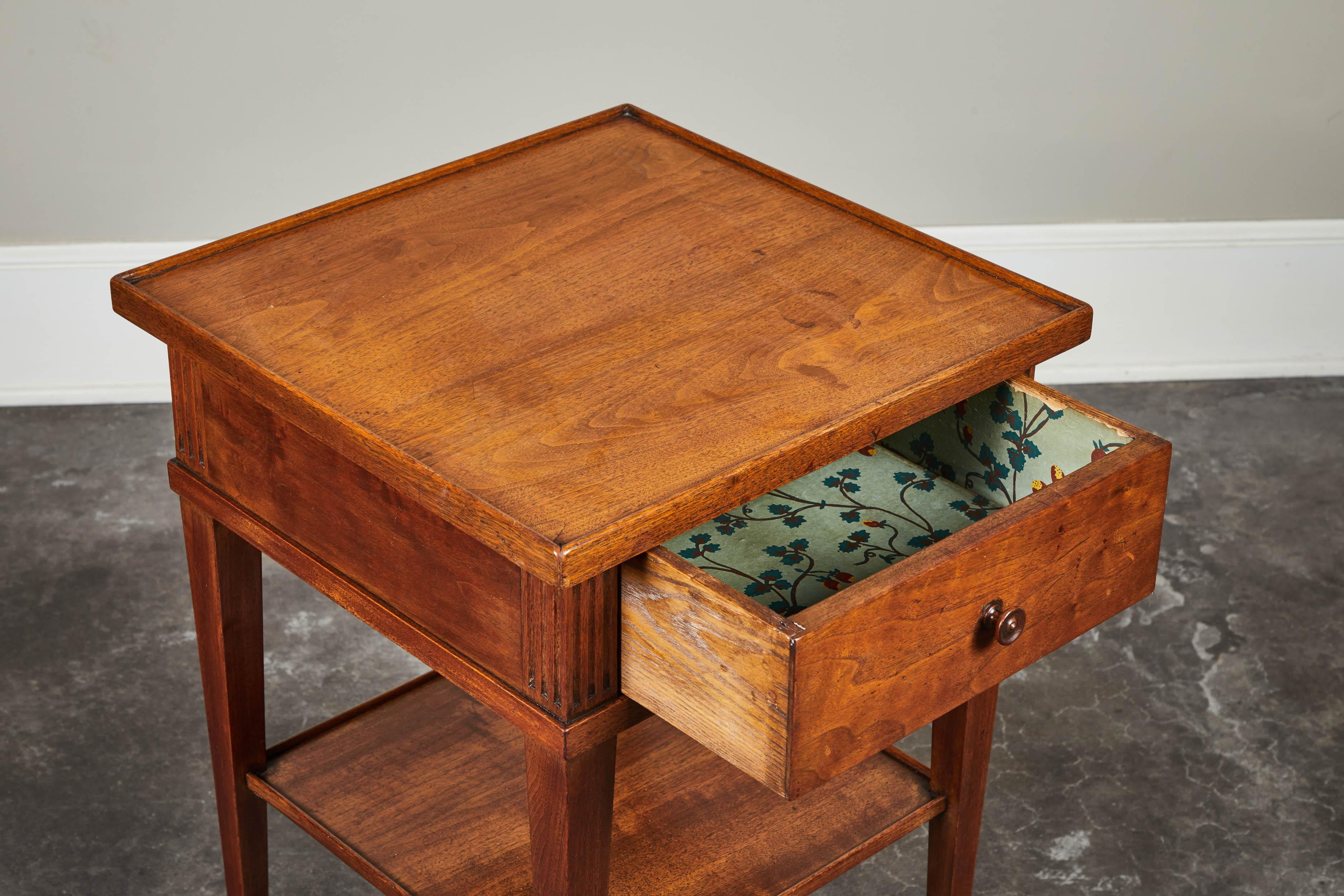 French Mid-20th Century Small Walnut End Table with Single-Drawer