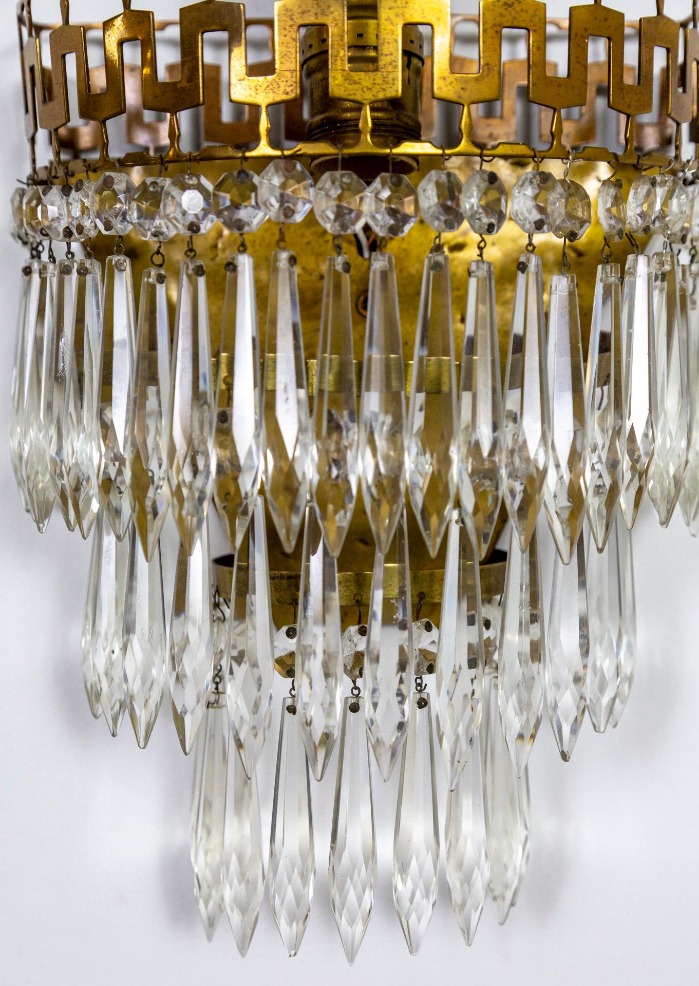 Mid-20th Cent. Neoclassical Cut Brass & Crystal Wedding Cake Wall Lights 'Pair' For Sale 3