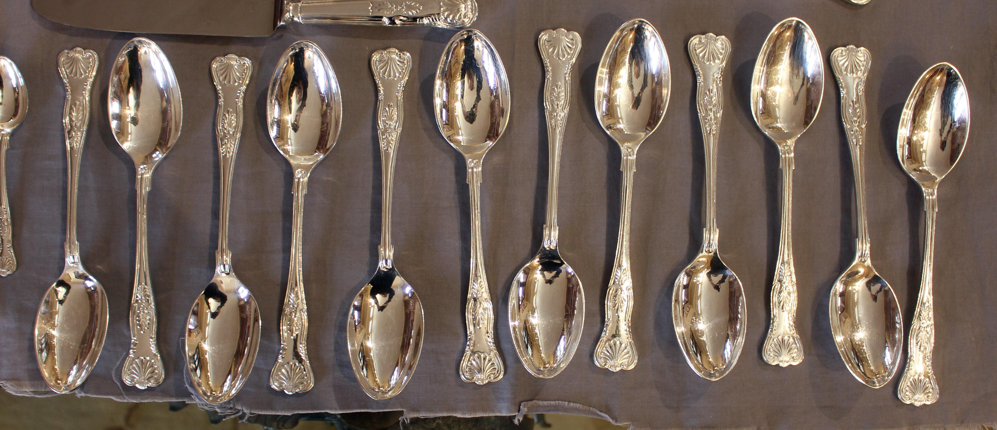 Silver Plate Mid-20th Century 127 Piece King's Pattern Flatware Service by Mappin & Webb