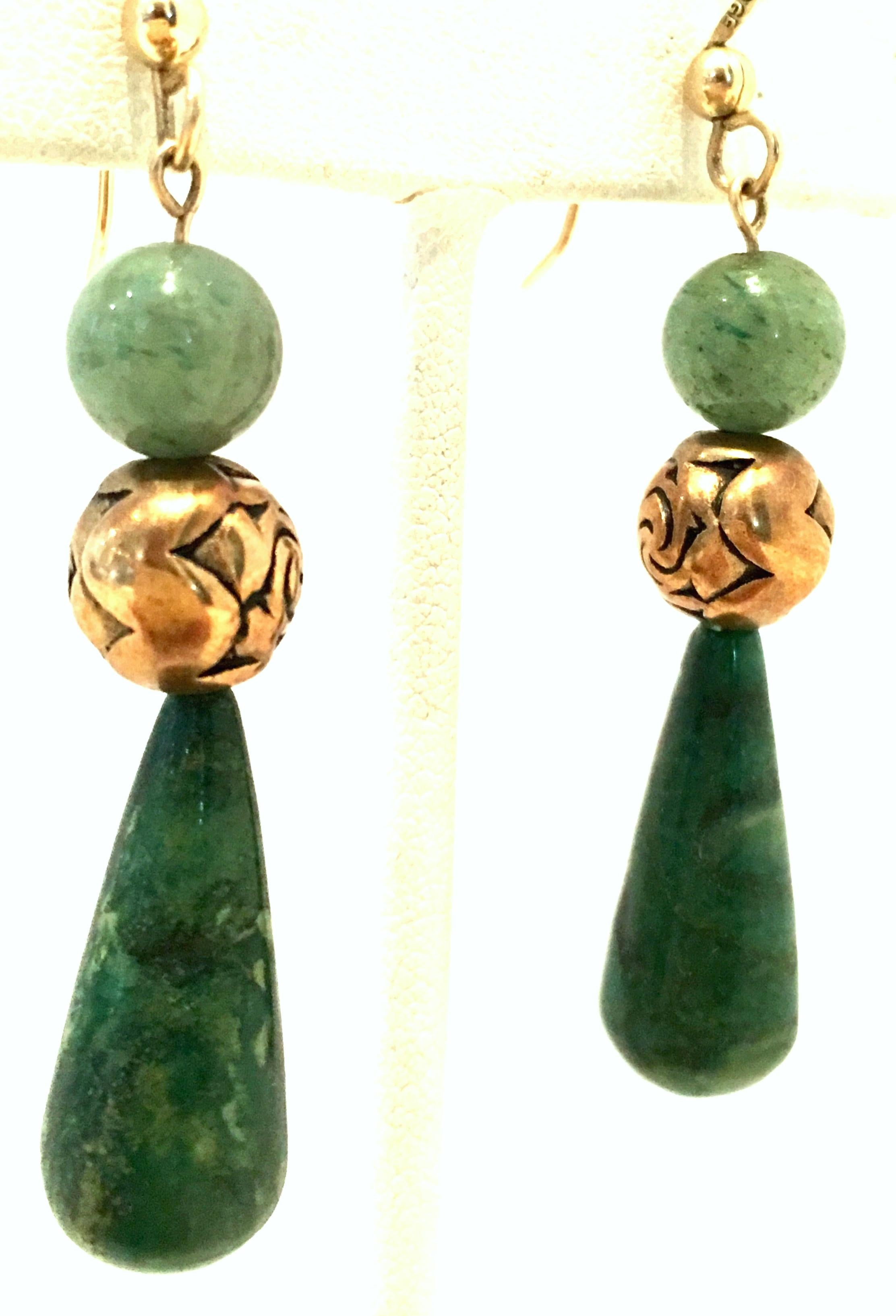 Mid-20th Century 14-K Gold & Jade Drop Earrings In Good Condition For Sale In West Palm Beach, FL