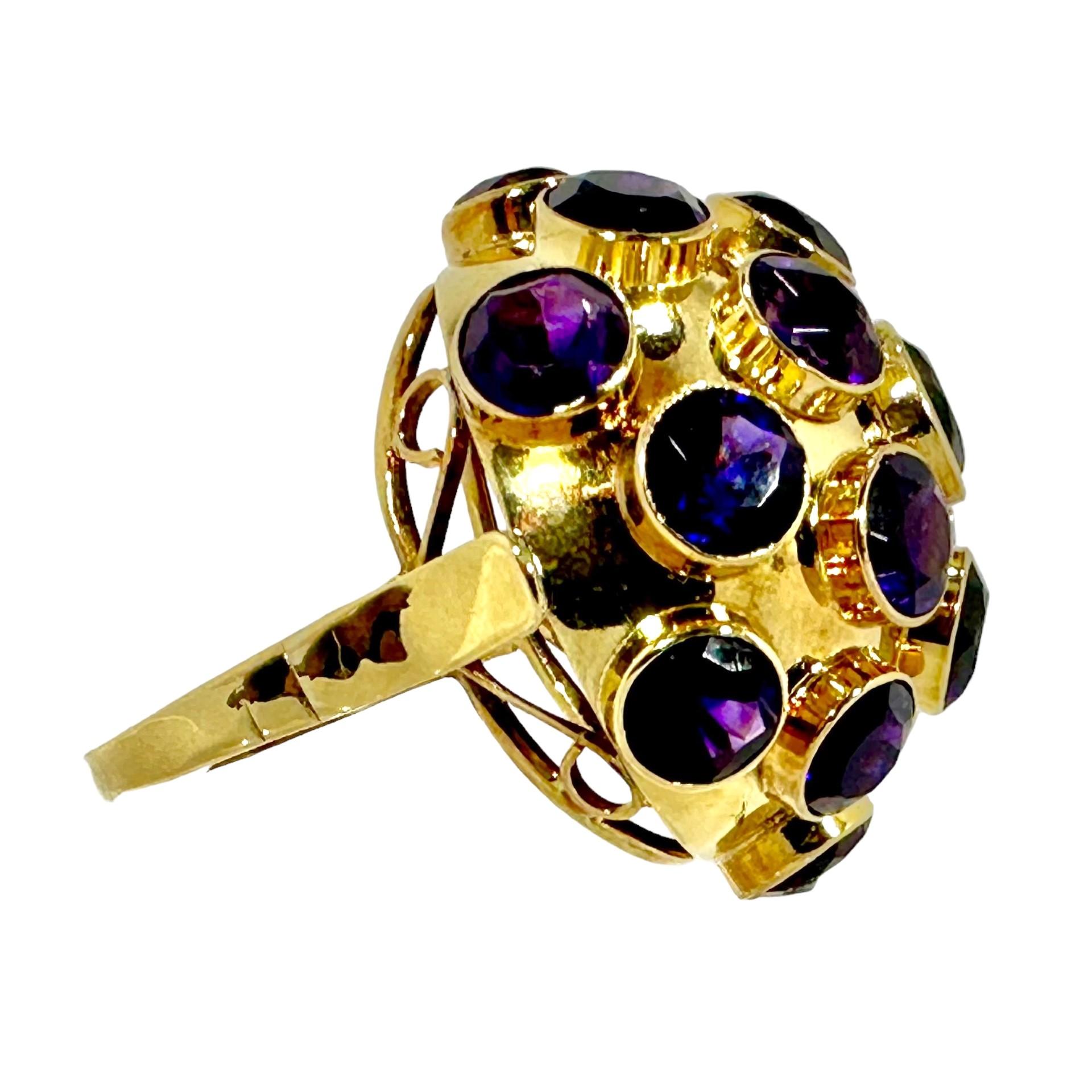 Modern Mid-20th Century 18k Yellow Gold and All Amethyst Large Sputnik Dome Ring   For Sale
