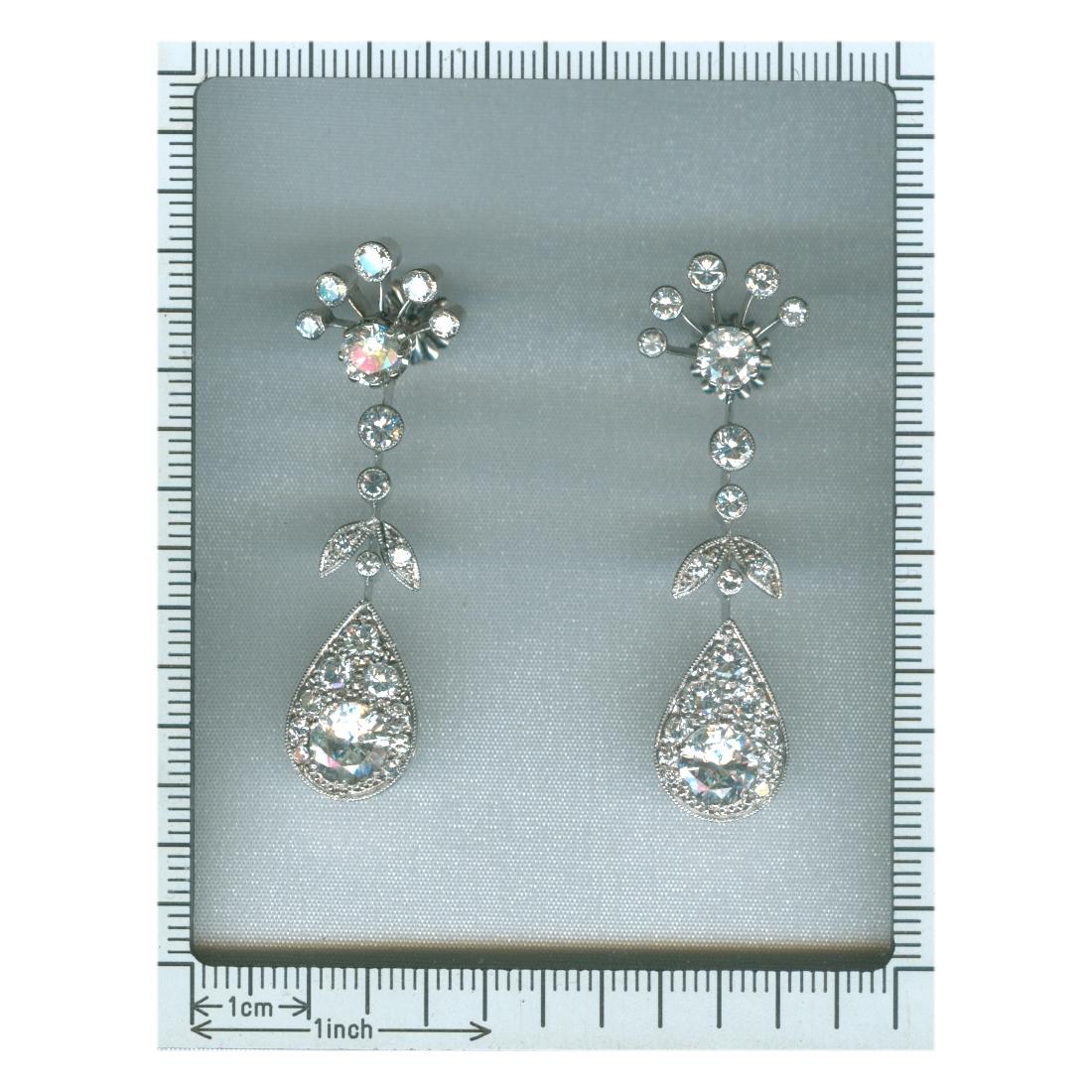 Women's Mid-20th Century 5.54 Carat Diamond Platinum Pear Drop Dangle Earrings, 1950s For Sale