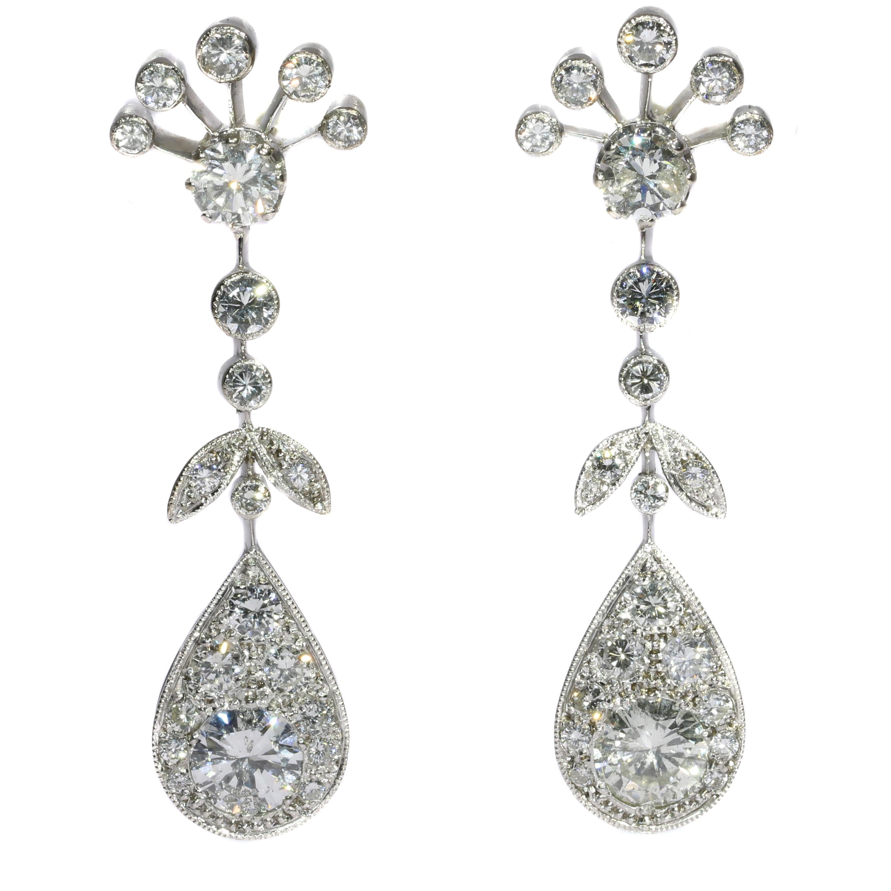 Mid-20th Century 5.54 Carat Diamond Platinum Pear Drop Dangle Earrings, 1950s For Sale