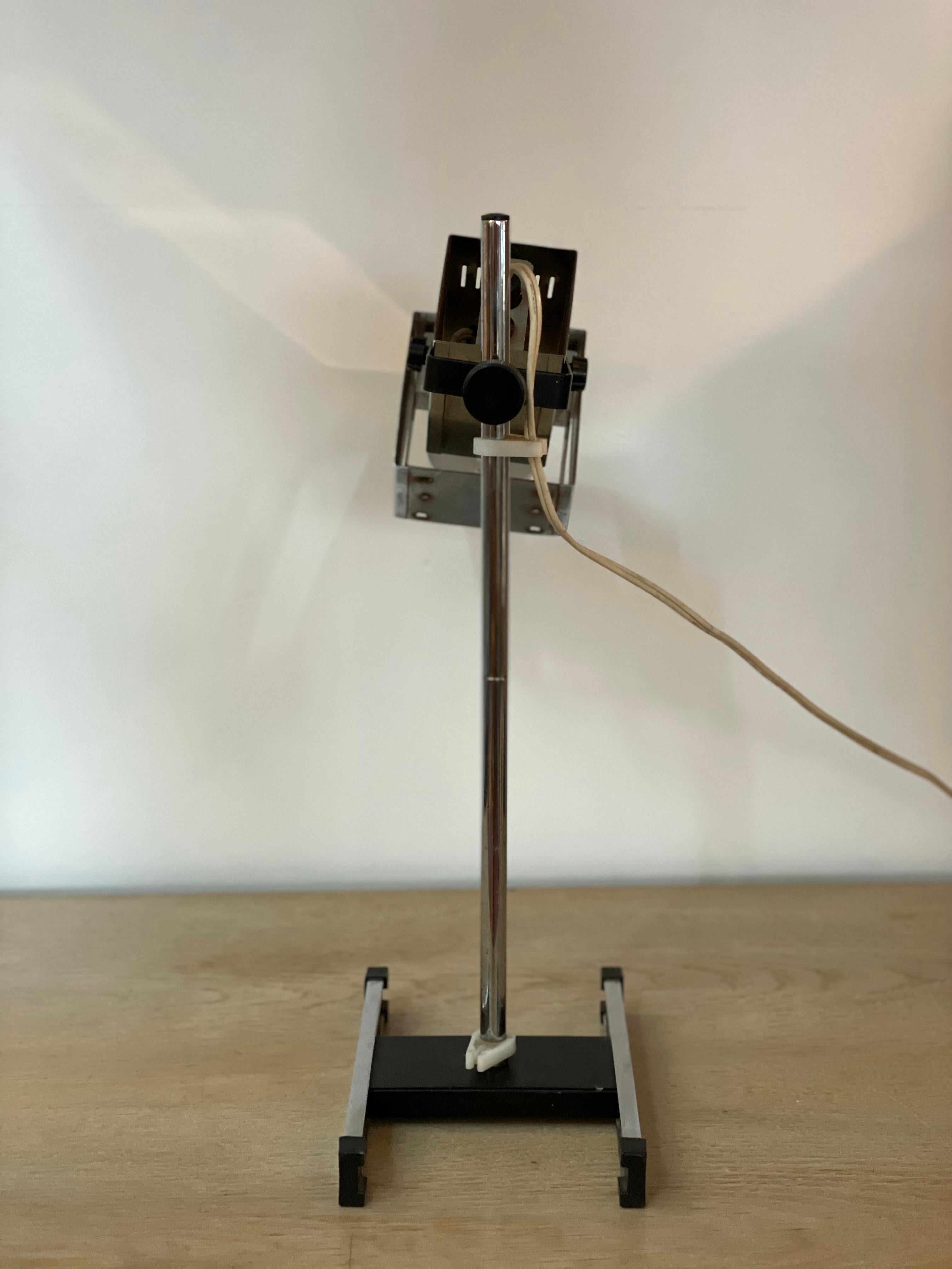Mid 20th Century Adjustable Chrome Task Lamp In Good Condition For Sale In Philadelphia, PA