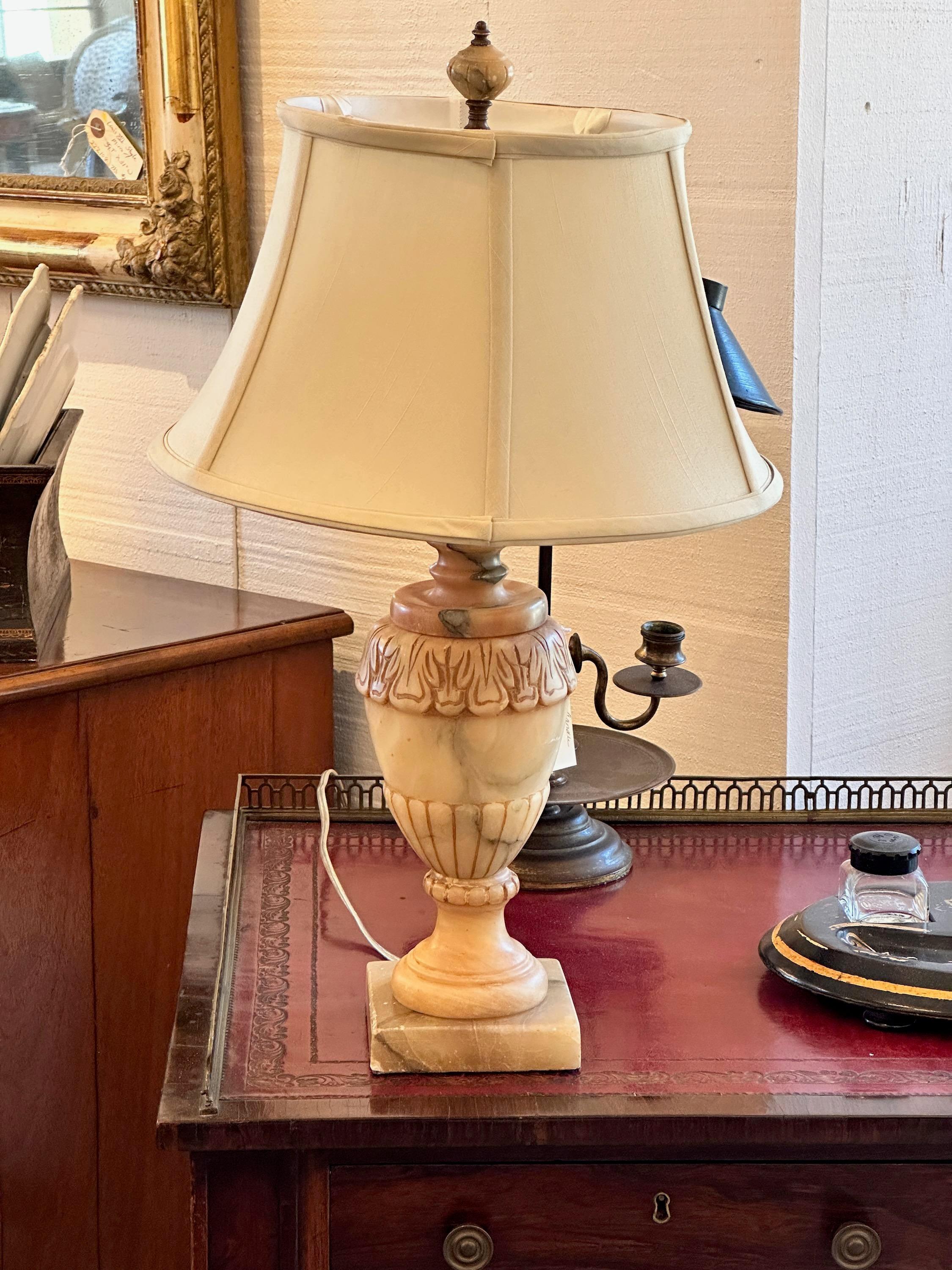 Mid 20th Century Alabaster Table Lamp In Good Condition In Charlottesville, VA