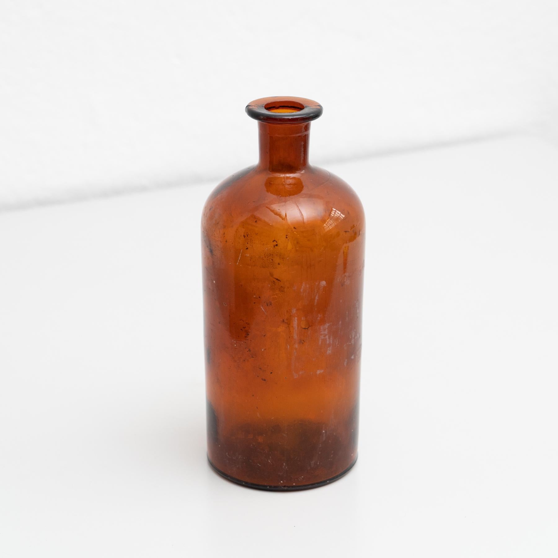 Mid-20th Century Amber Apothecary Glass Bottle For Sale 8