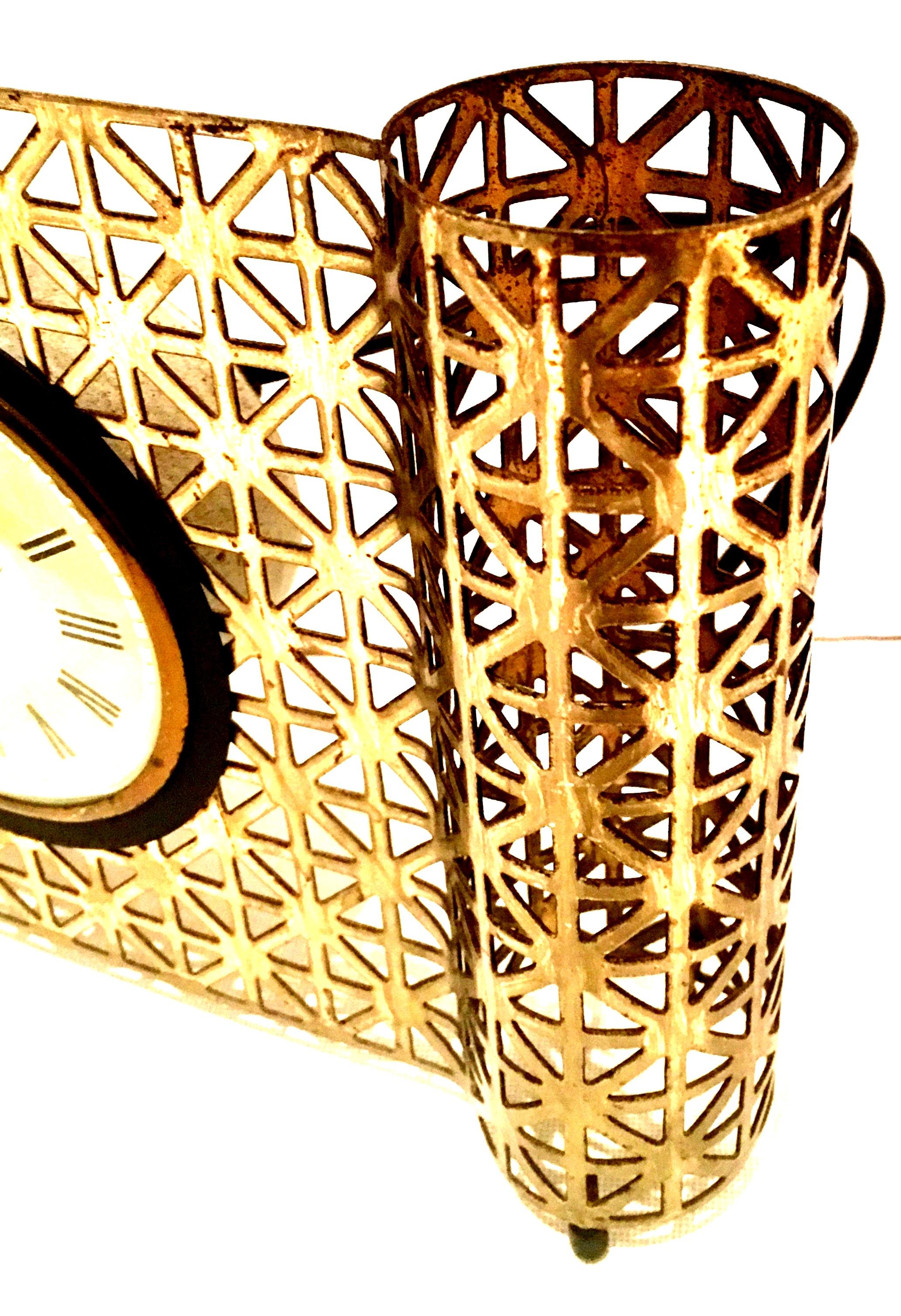 Mid-20th Century American Art Deco Gilt Brass Electrical Clock by, Bilt Rite 4