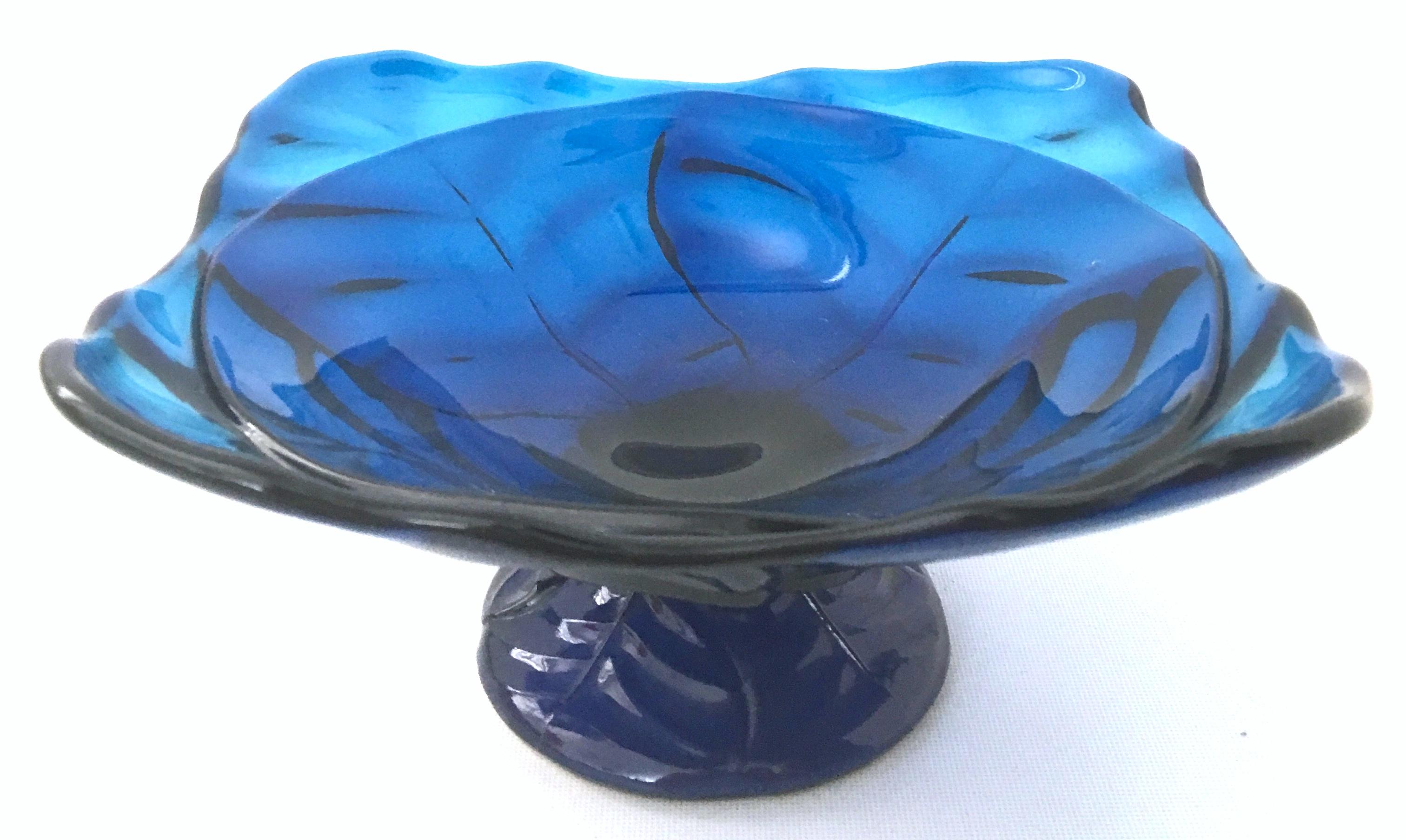 Mid-20th Century American Blown Glass Vivid Blue Footed Pedestal Dish In Good Condition For Sale In West Palm Beach, FL