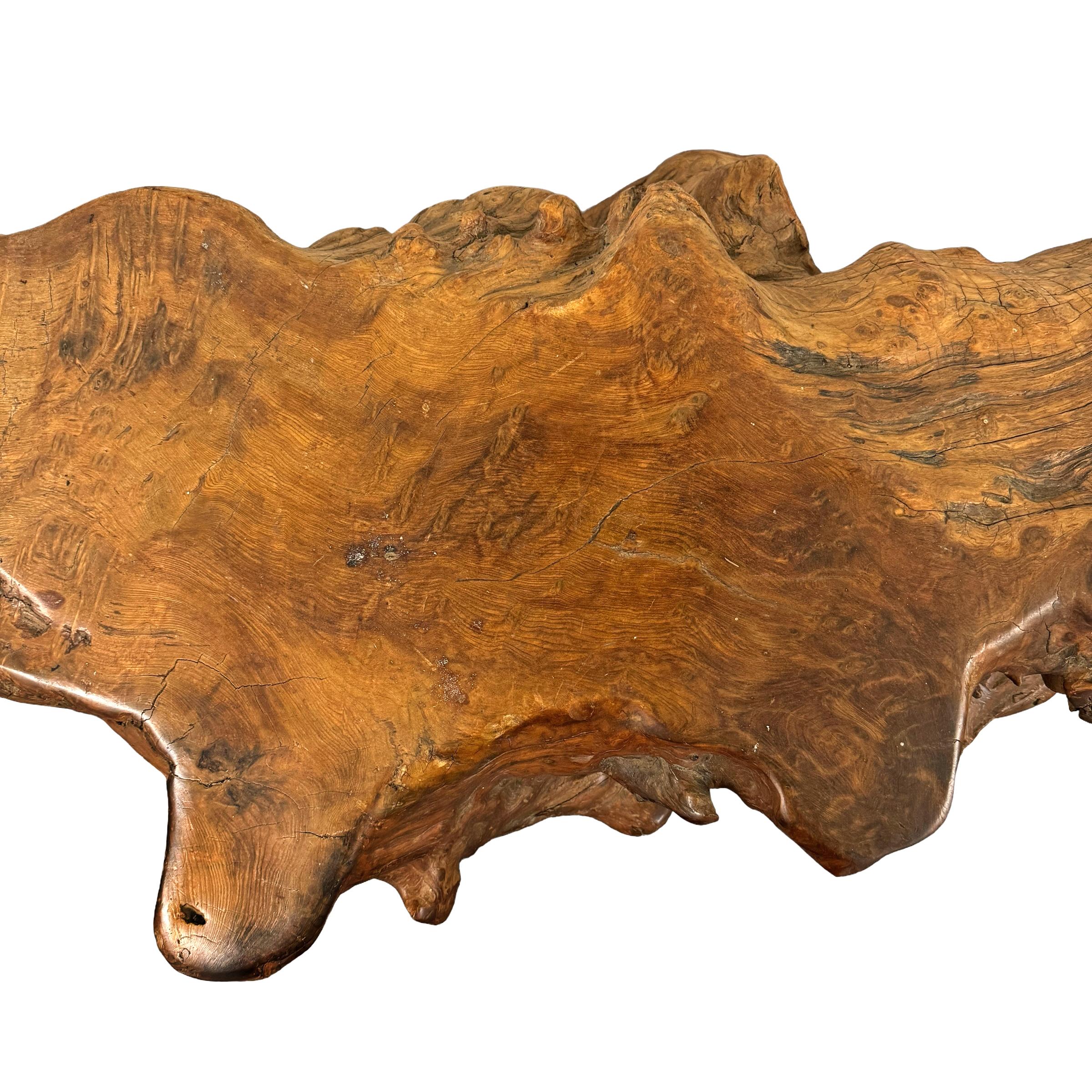 Table basse américaine du milieu du 20e siècle en bois de ronce de ronce en vente 2
