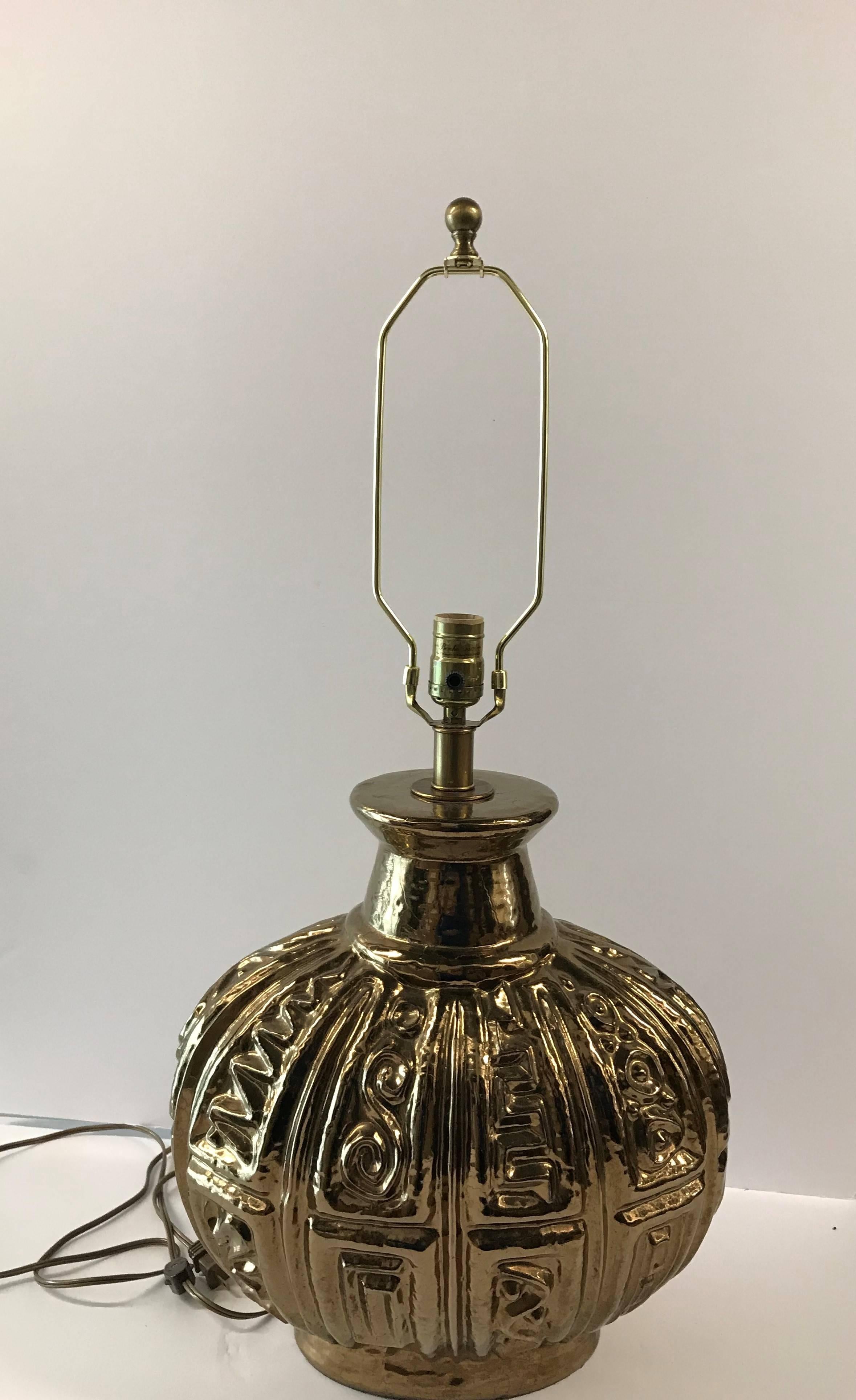 Mid-20th Century American Ceramic Lamp with Custom Brown Suede Shade In Excellent Condition For Sale In Chicago, IL