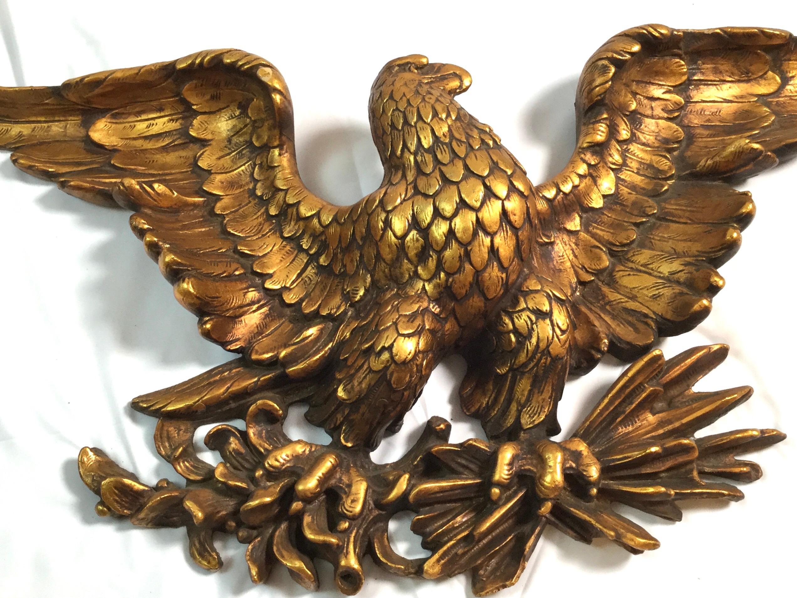 Mid-20th Century American Eagle Wall Plaque In Good Condition In Lambertville, NJ