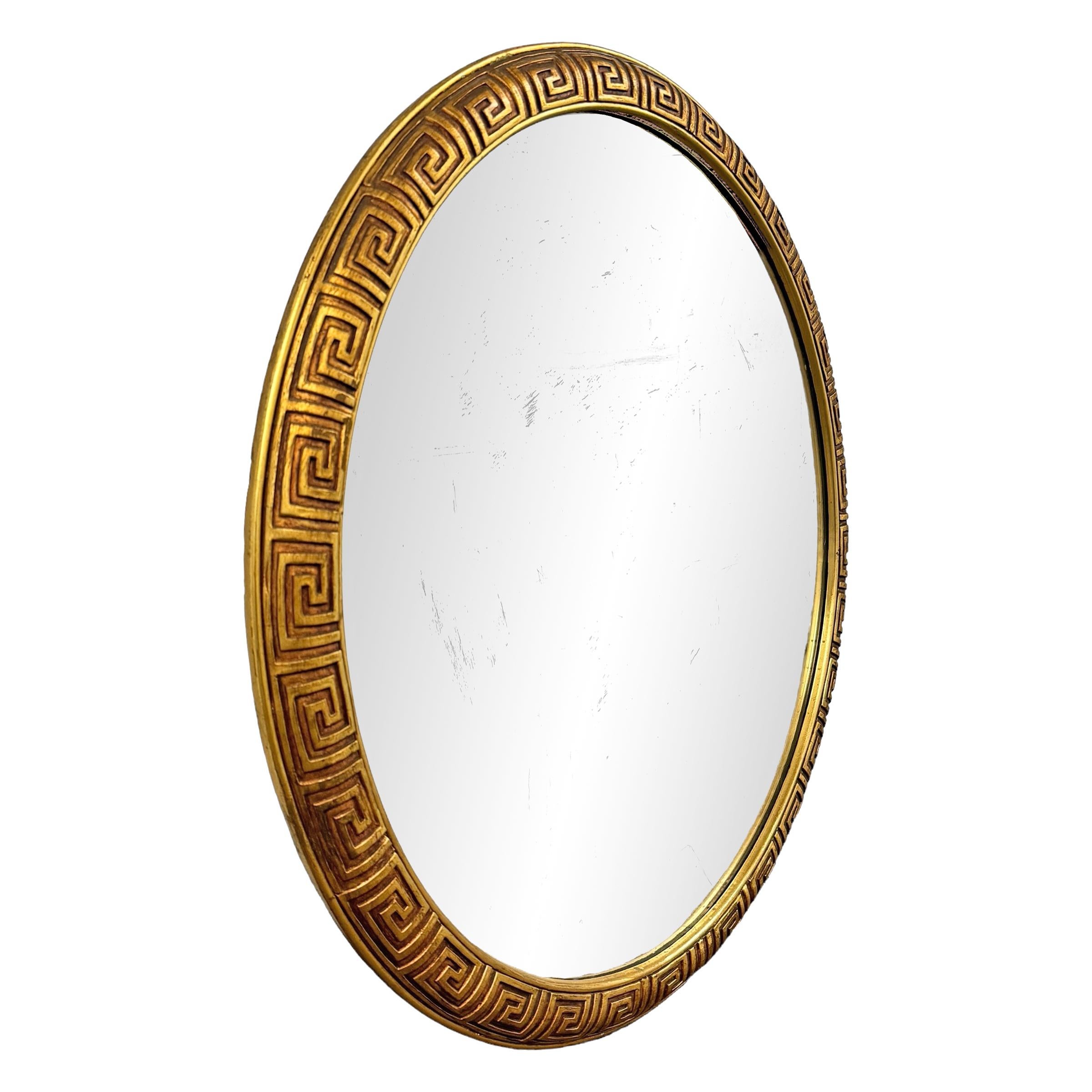 Grec classique Miroir encadré en bois doré avec clé grecque, milieu du 20e siècle en vente