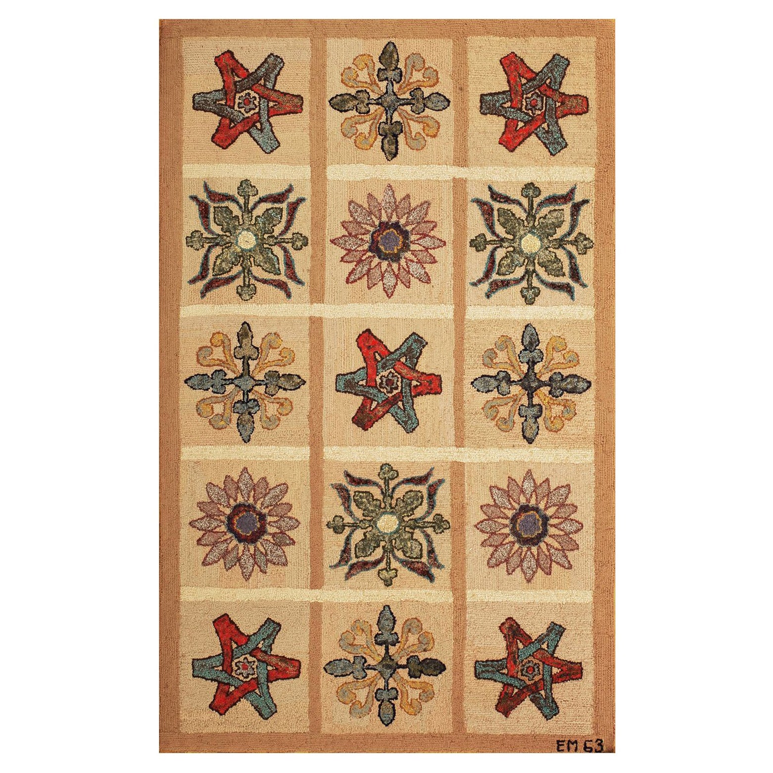 Tapis à capuche américain du milieu du 20e siècle ( 2' 8"" x 4' 2"" - 82 x 127 cm)