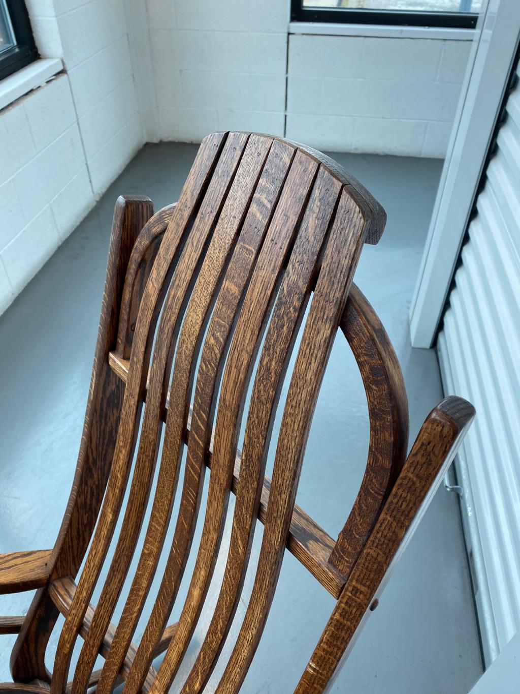 Mid-20th Century American Oak Rocker In Excellent Condition For Sale In Chicago, IL