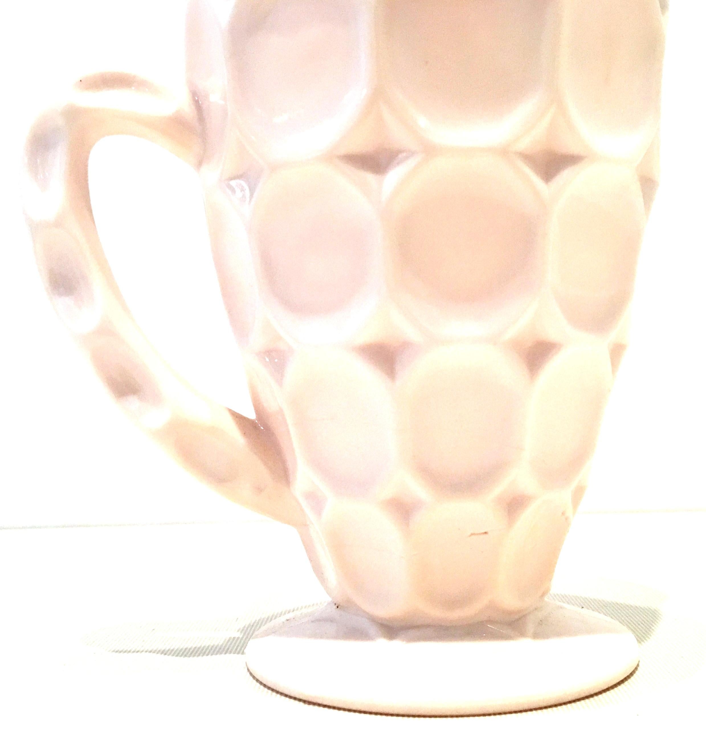 Mid-20th Century American Pink Milk Glass Set of Two Serving Pieces For Sale 3