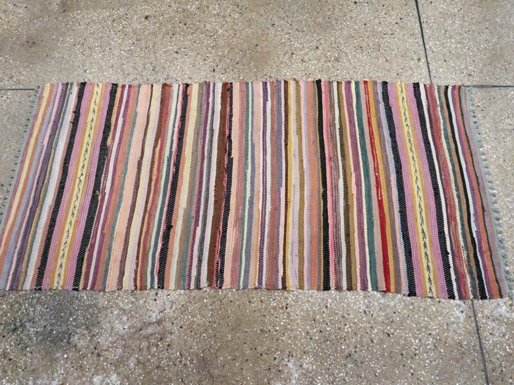 Tessuto a mano Tappeto American Rag Rug della metà del XX secolo in vendita