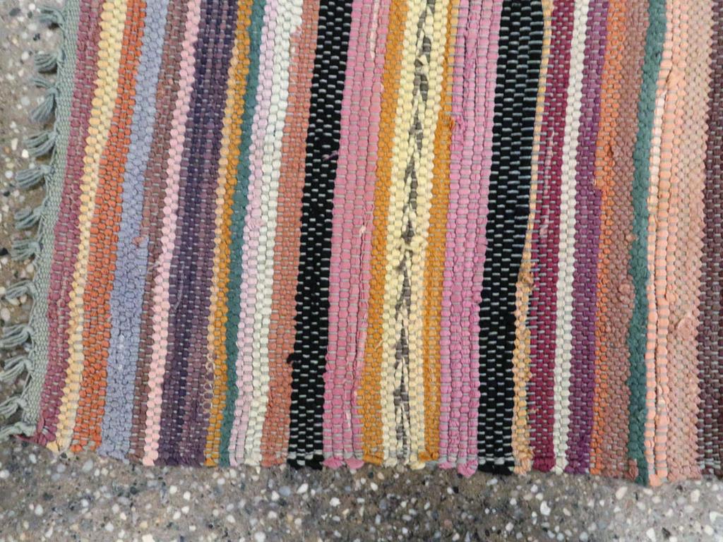 Tappeto American Rag Rug della metà del XX secolo In condizioni ottime in vendita a New York, NY