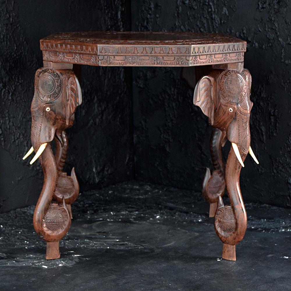 Hand-Carved Mid-20th Century Anglo-Indian Carved Elephant Table