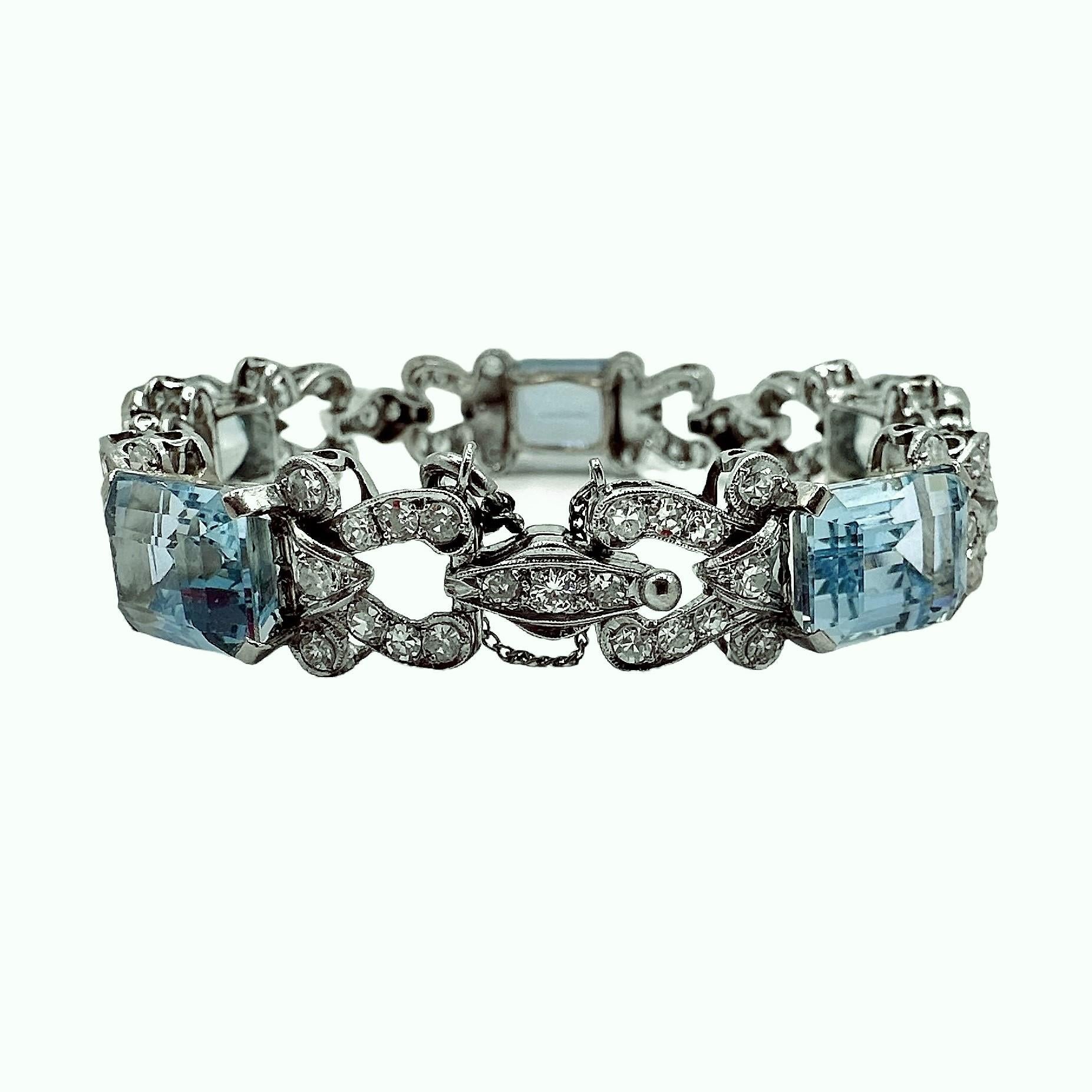 Emerald Cut Mid-20th Century Aquamarine, Diamond and Platinum Cocktail Bracelet