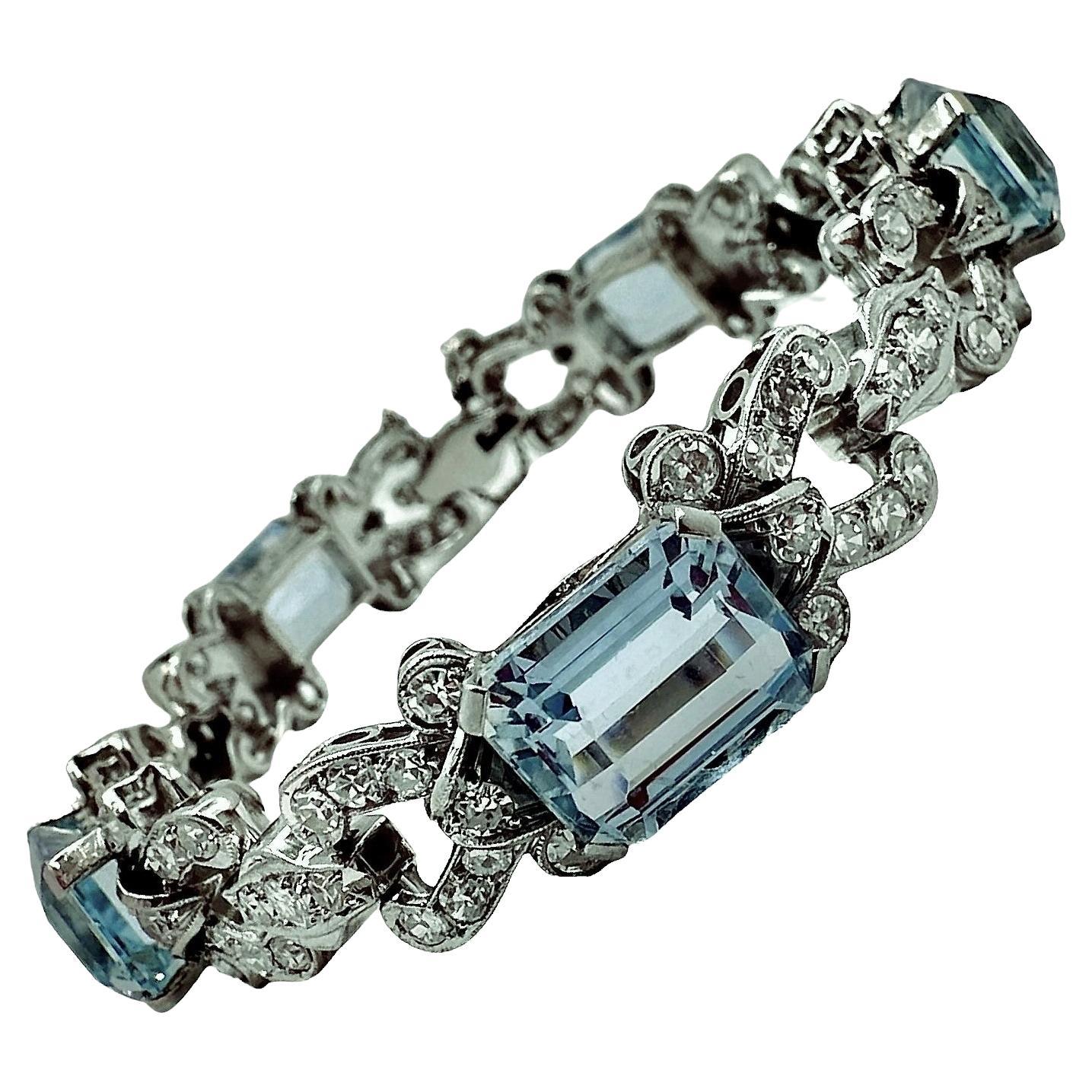 Mid-20th Century Aquamarine, Diamond and Platinum Cocktail Bracelet