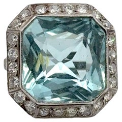 Vintage Mid-20th Century Aquamarine Diamond Platinum Cocktail Ring