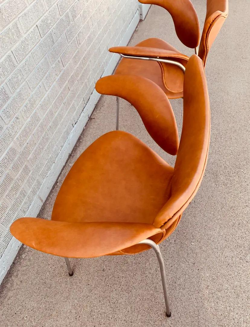 Danese Sedie a gabbiano danesi della metà del XX secolo di Arne Jacobsen per Fritz Hansen - una coppia in vendita