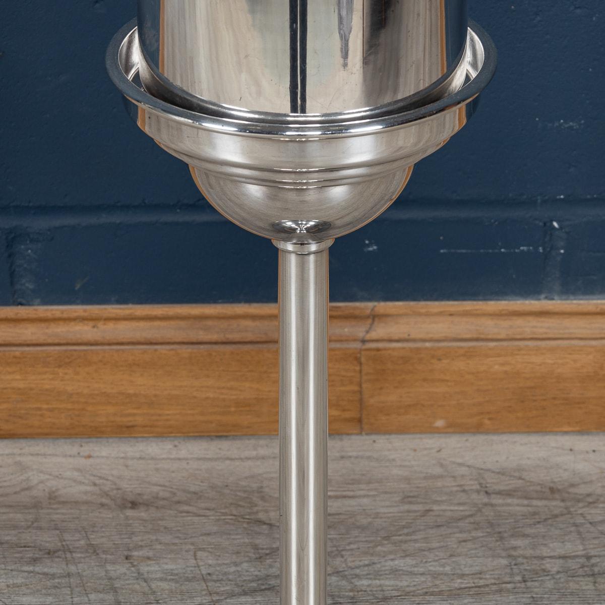 Mid 20th Century Art Deco Champagne Bucket On Stand, Made In USA c.1960 For Sale 6