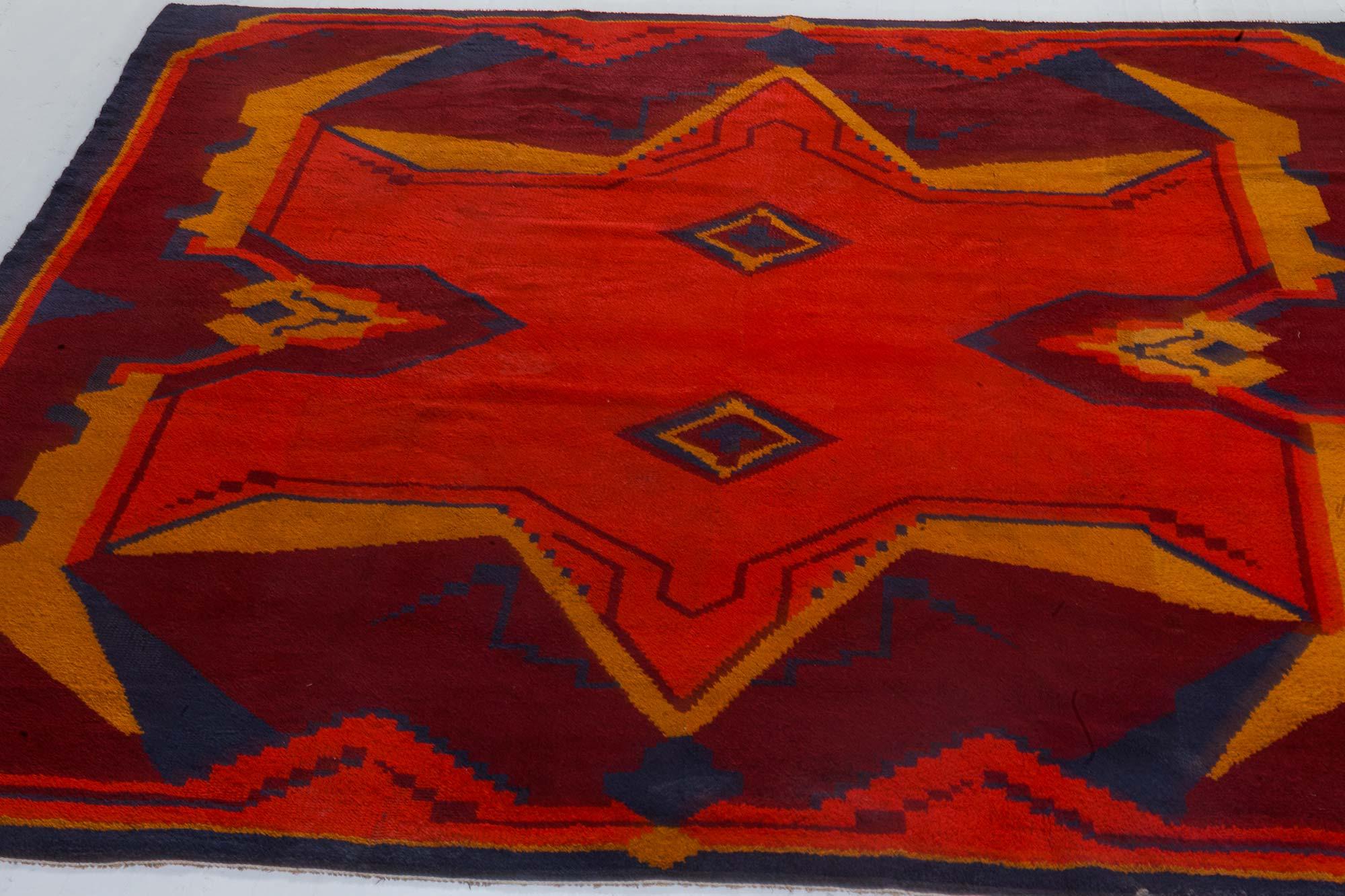 Vintage Art Deco Design Red Handmade Wool Rug In Good Condition For Sale In New York, NY