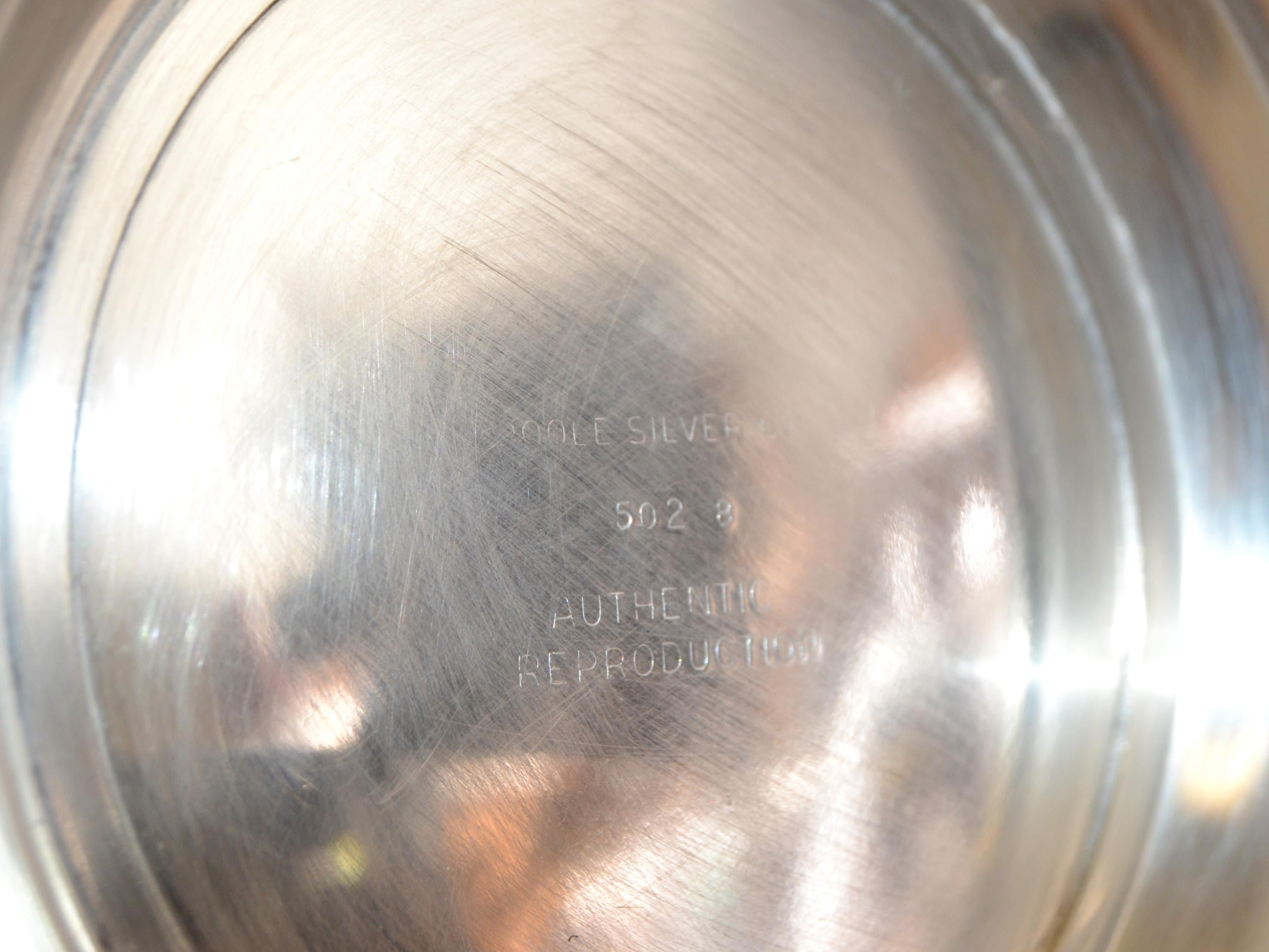 Mid 20th Century Art Deco Paul Revere Silver Plated 8 Bowl Poole Silver Company In Good Condition For Sale In Miami, FL