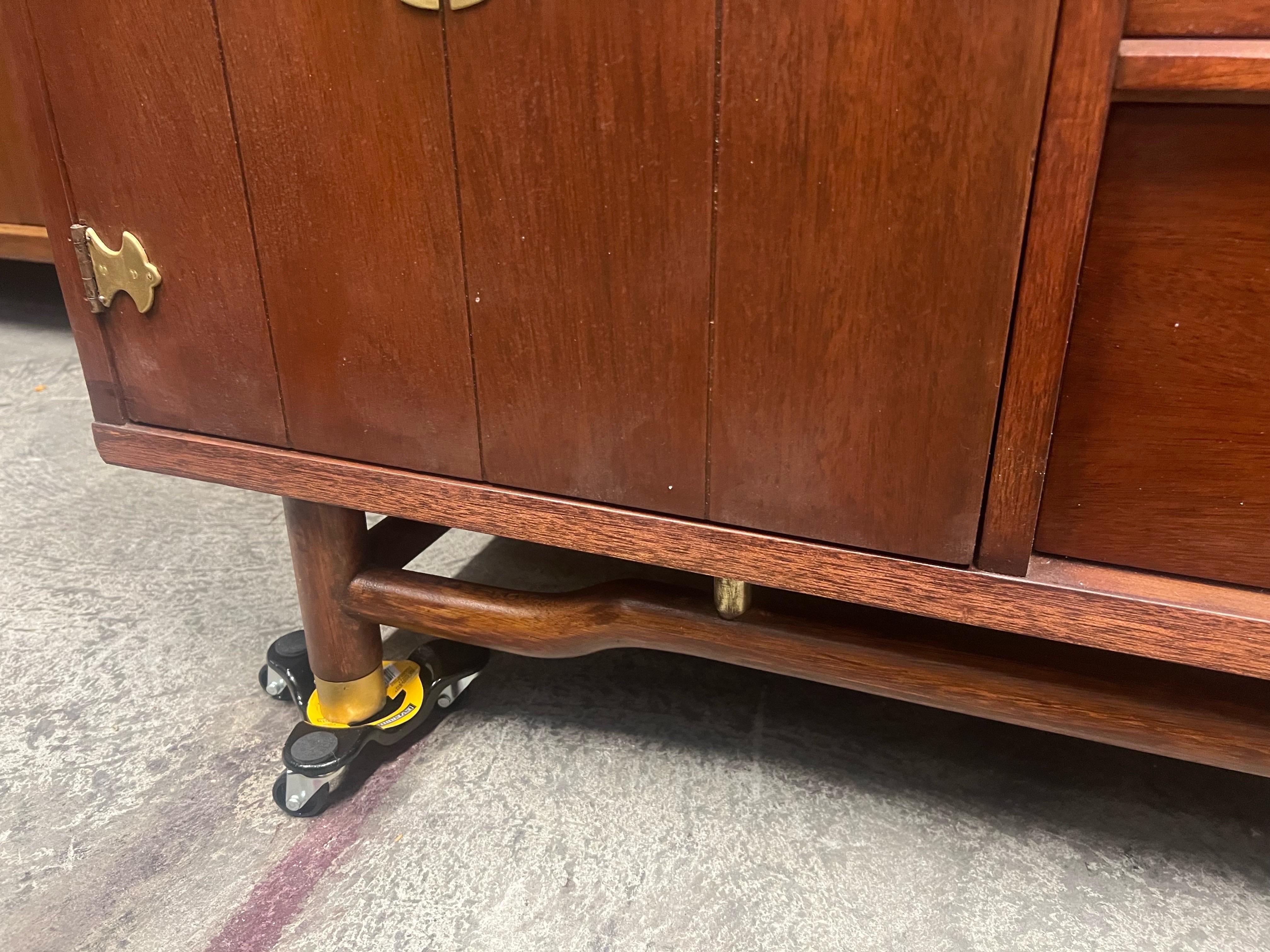 Credenza Asian Style della metà del XX secolo in vendita 1