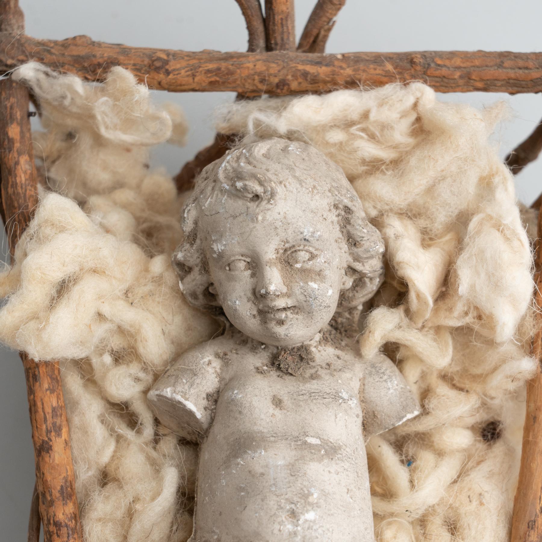 Mid-20th Century Baby Jesus Figure in the Cradle For Sale 4