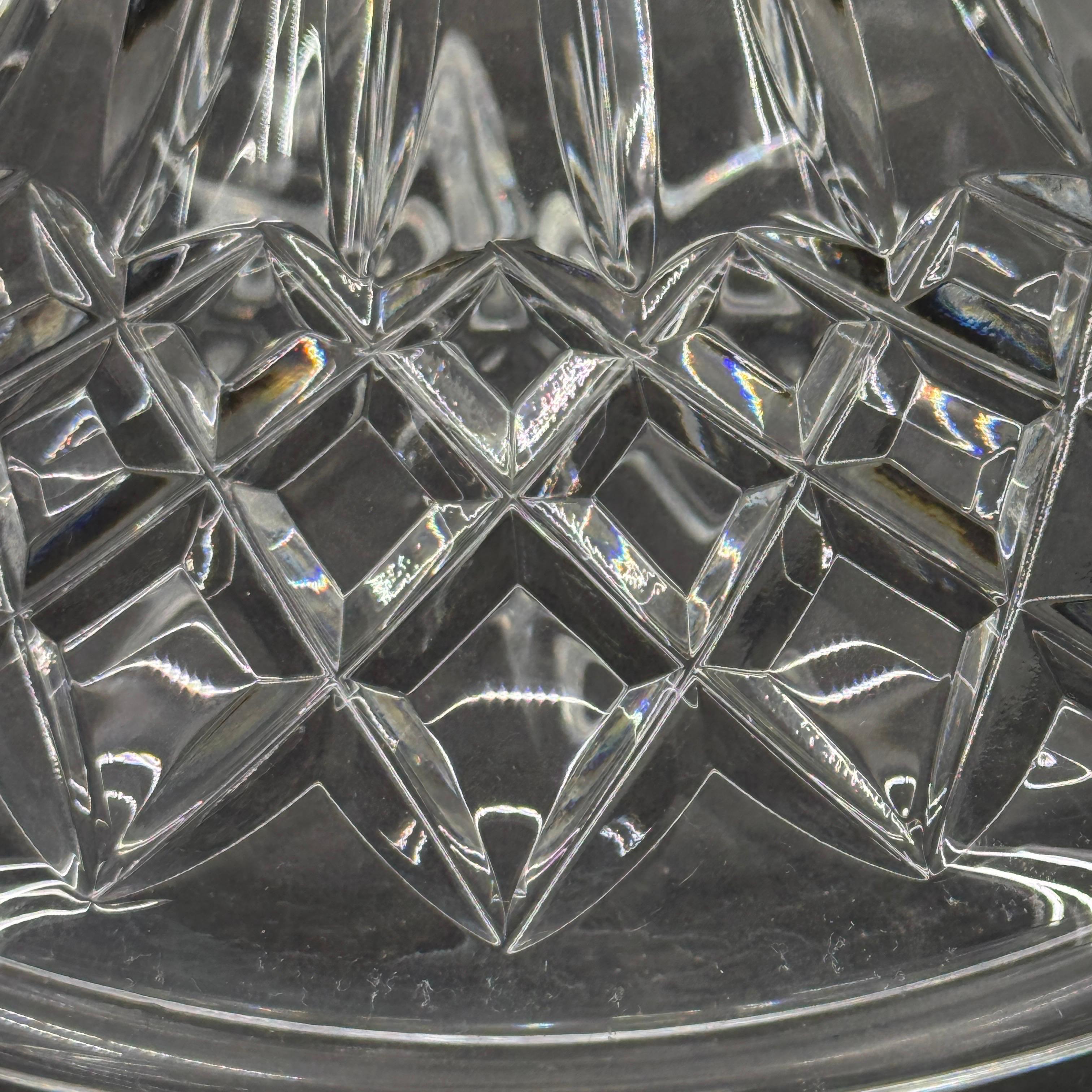 Decantador de cristal estilo Baccarat de mediados del siglo XX en venta 4