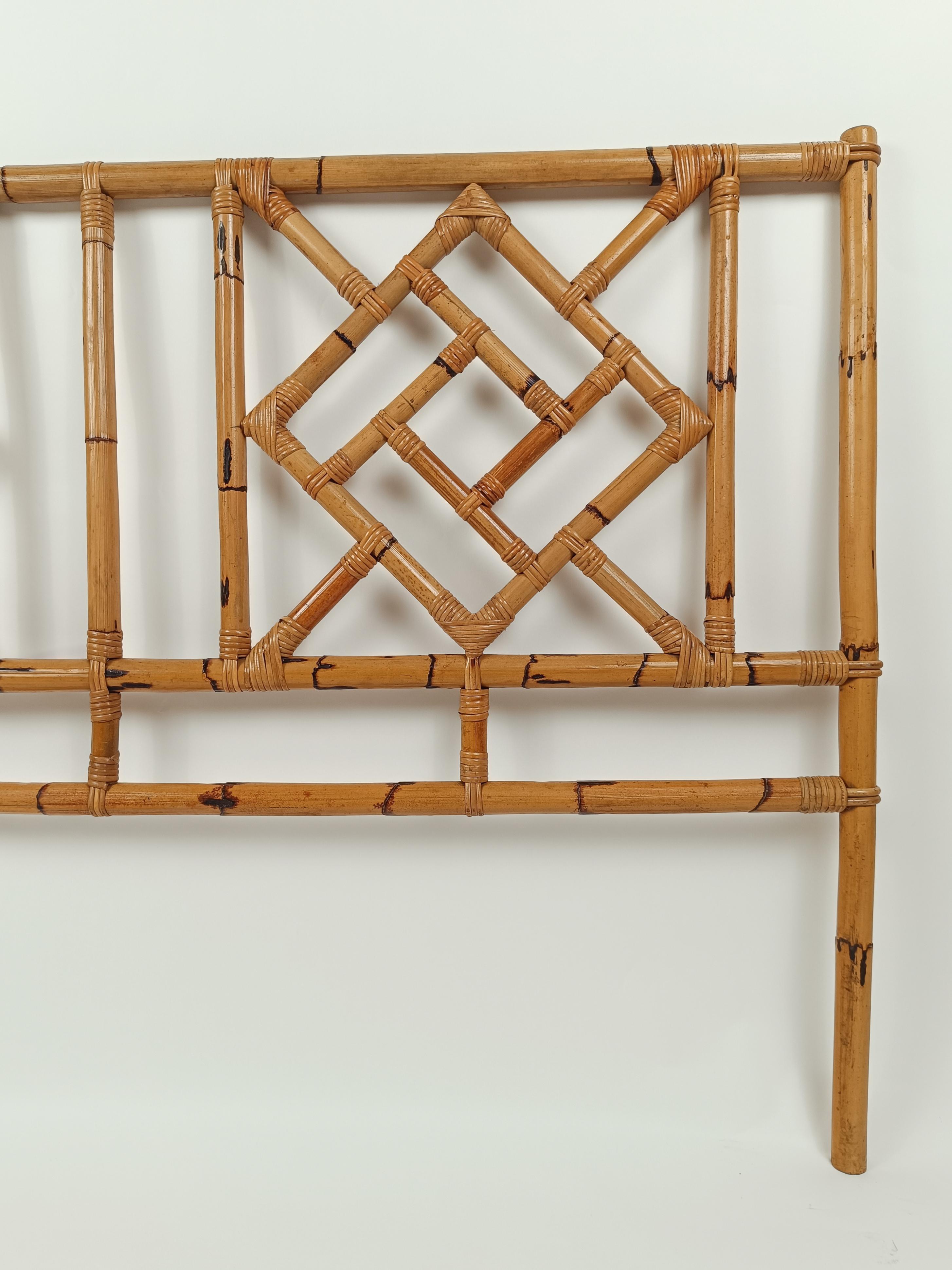  MId 20th Century Bamboo and Rattan Bed Headboard in Chinese Chippendale style  For Sale 4