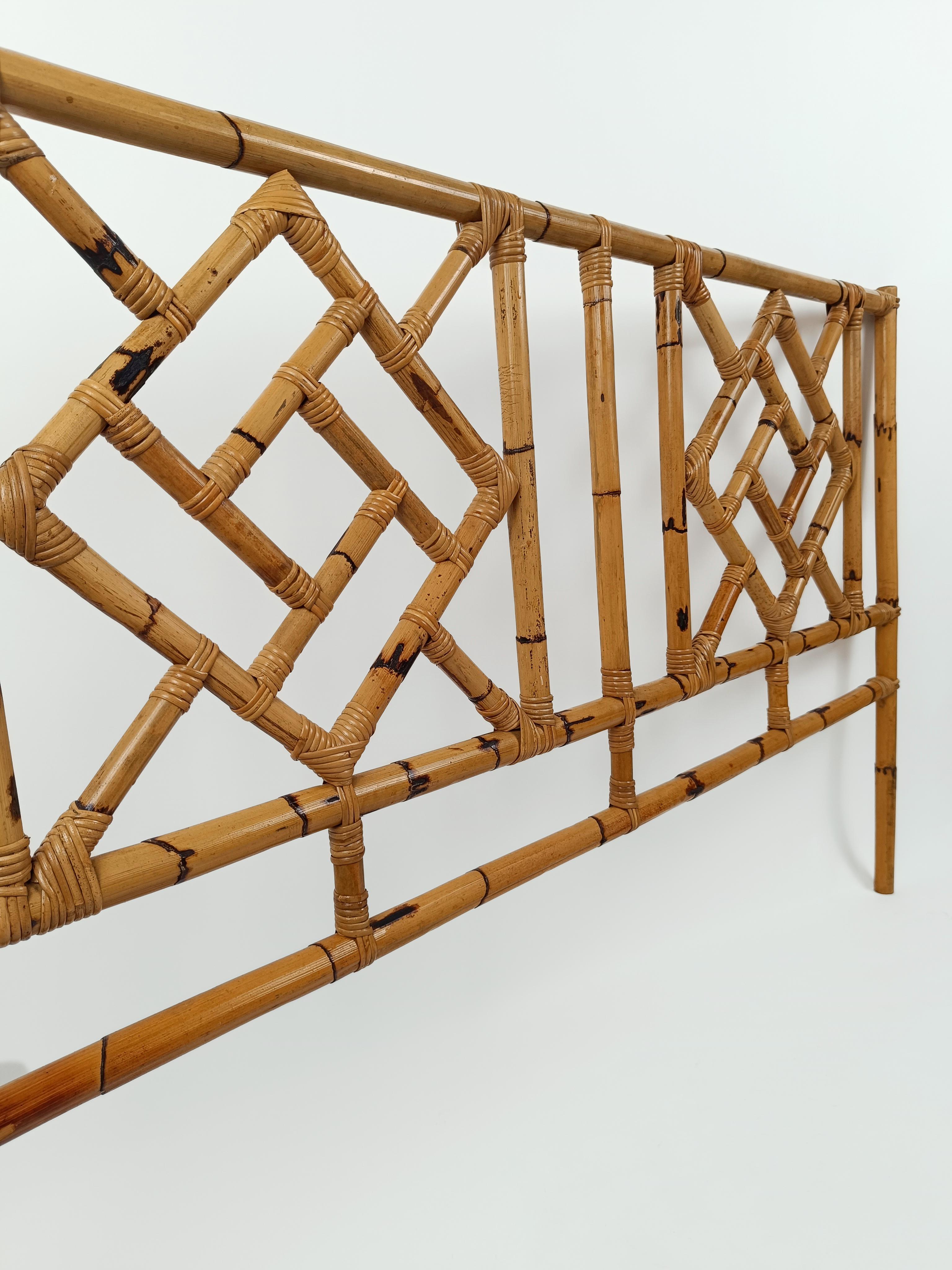  MId 20th Century Bamboo and Rattan Bed Headboard in Chinese Chippendale style  For Sale 2