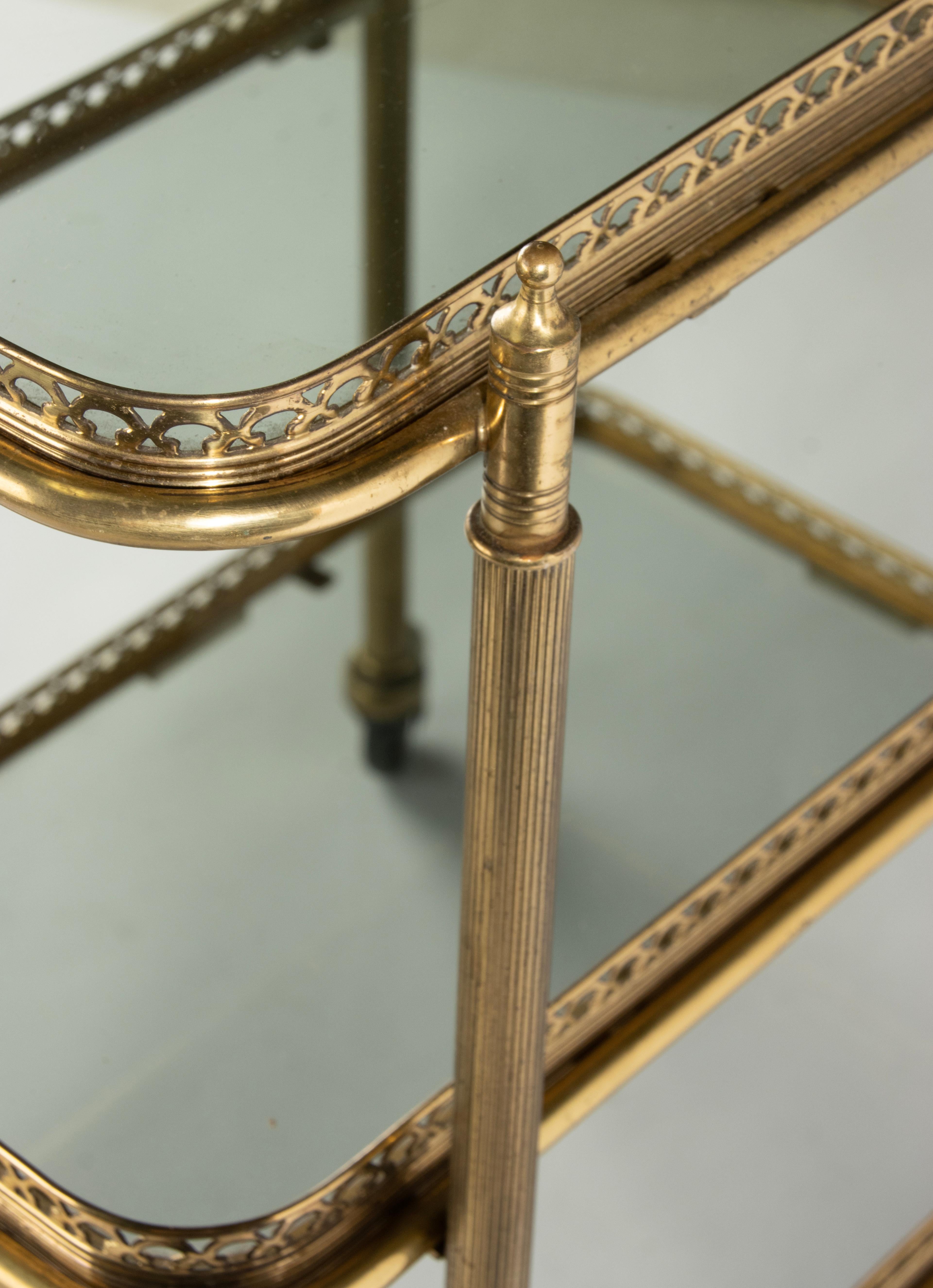 Mitte 20. Jahrhundert - Barwagen - Messing und Glas im Angebot 10