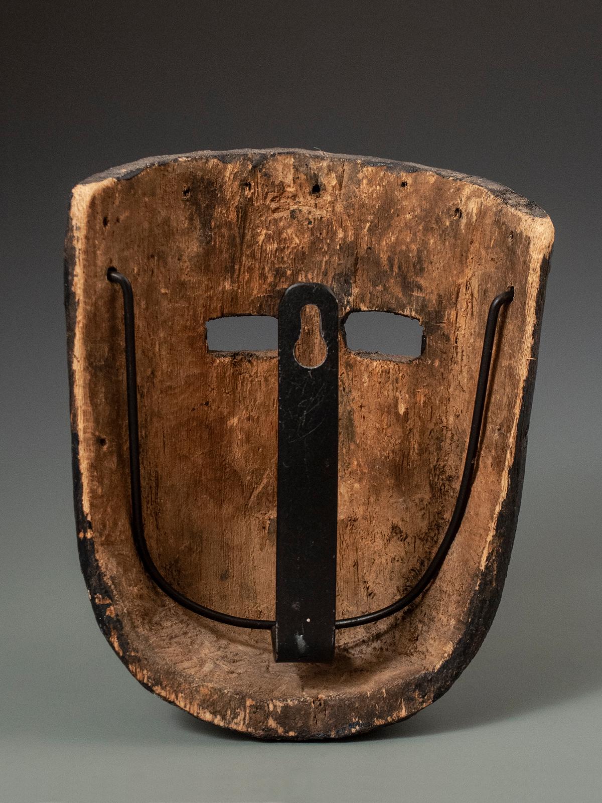 Mid-20th Century Black Dance Mask, Guerrero, Mexico In Fair Condition For Sale In Point Richmond, CA